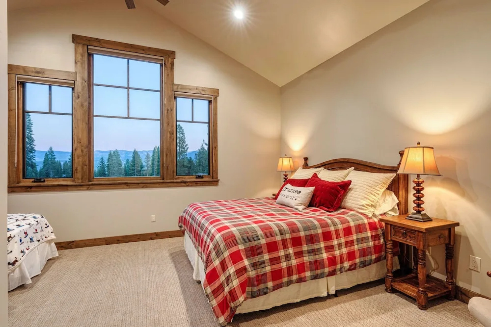 Gorgeous New-build In Schaffers Mill 4 Bedroom Home