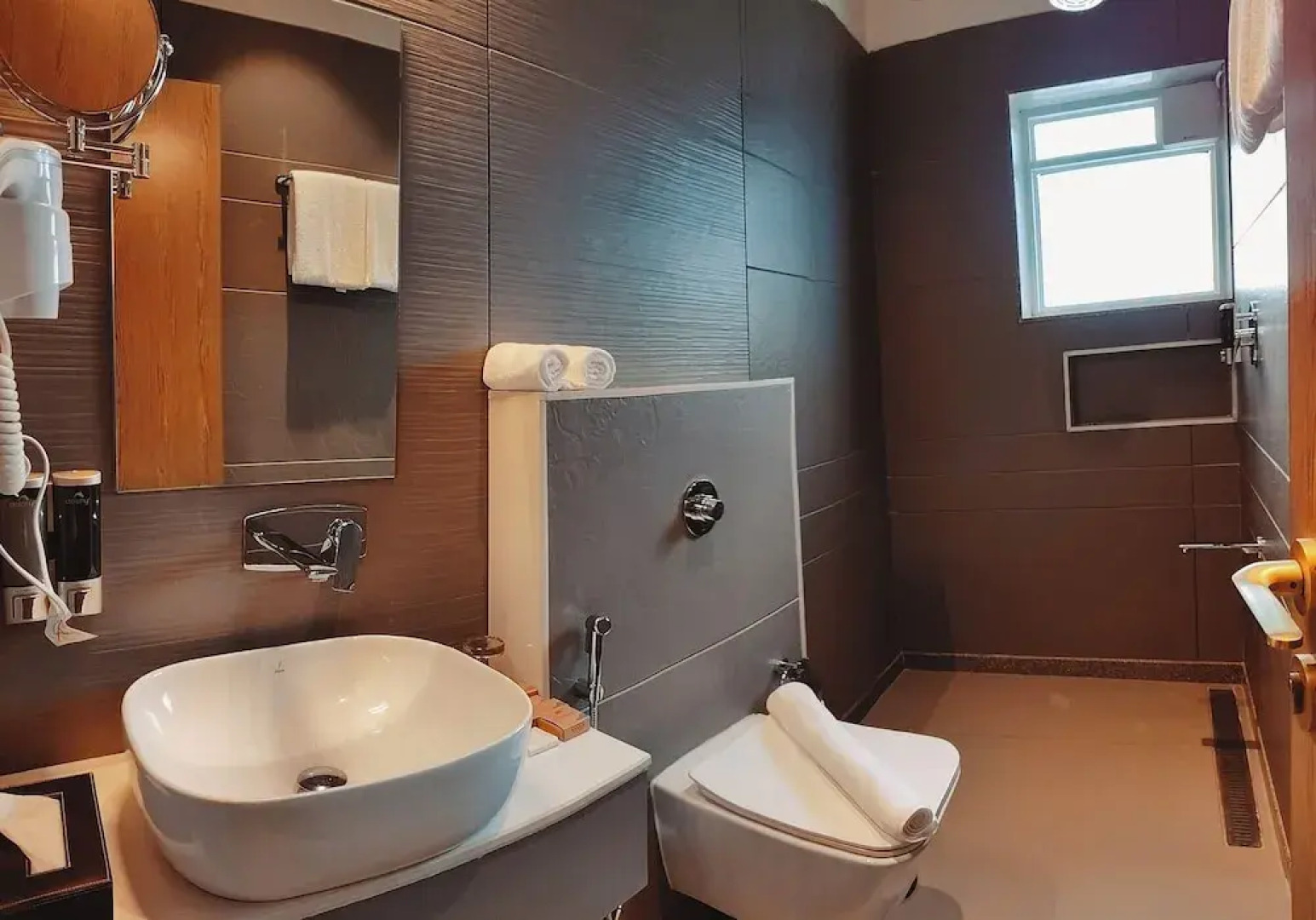 Enrise by Sayaji Latur