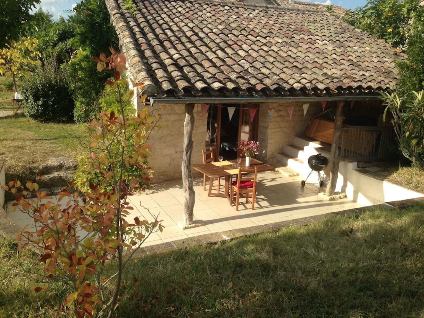 Superb Cottage with Swimming Pool in Fayssac France
