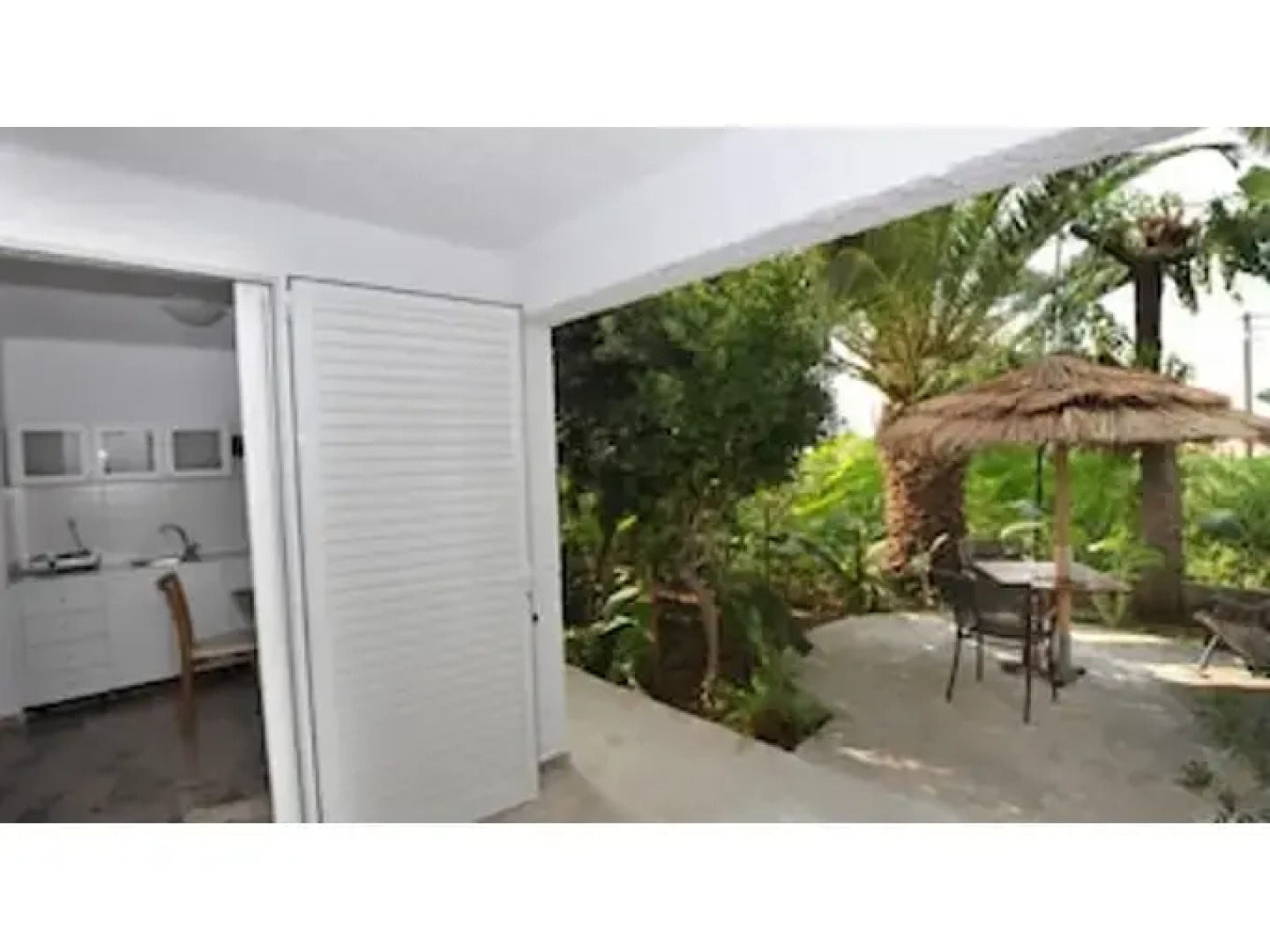 Triton Hotel & Bungalows