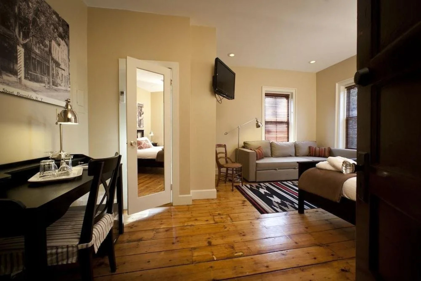 The 1850 House Inn and Tavern