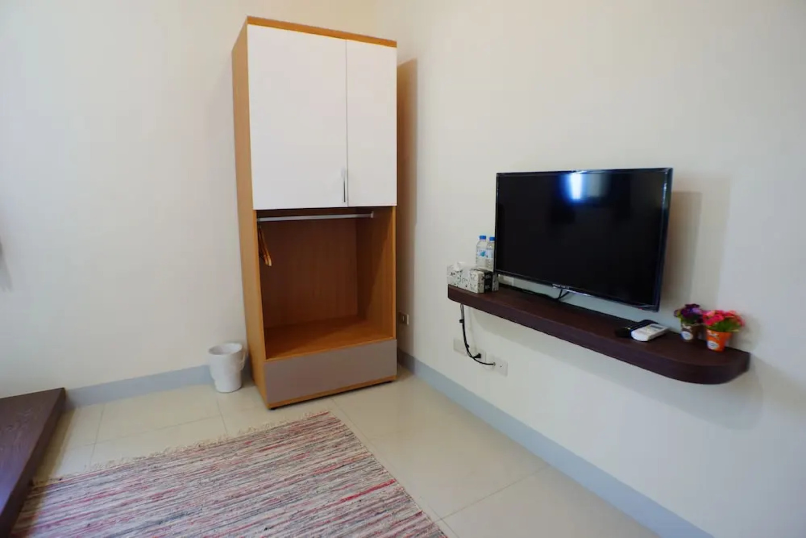 Warm  Bed And Breakfast