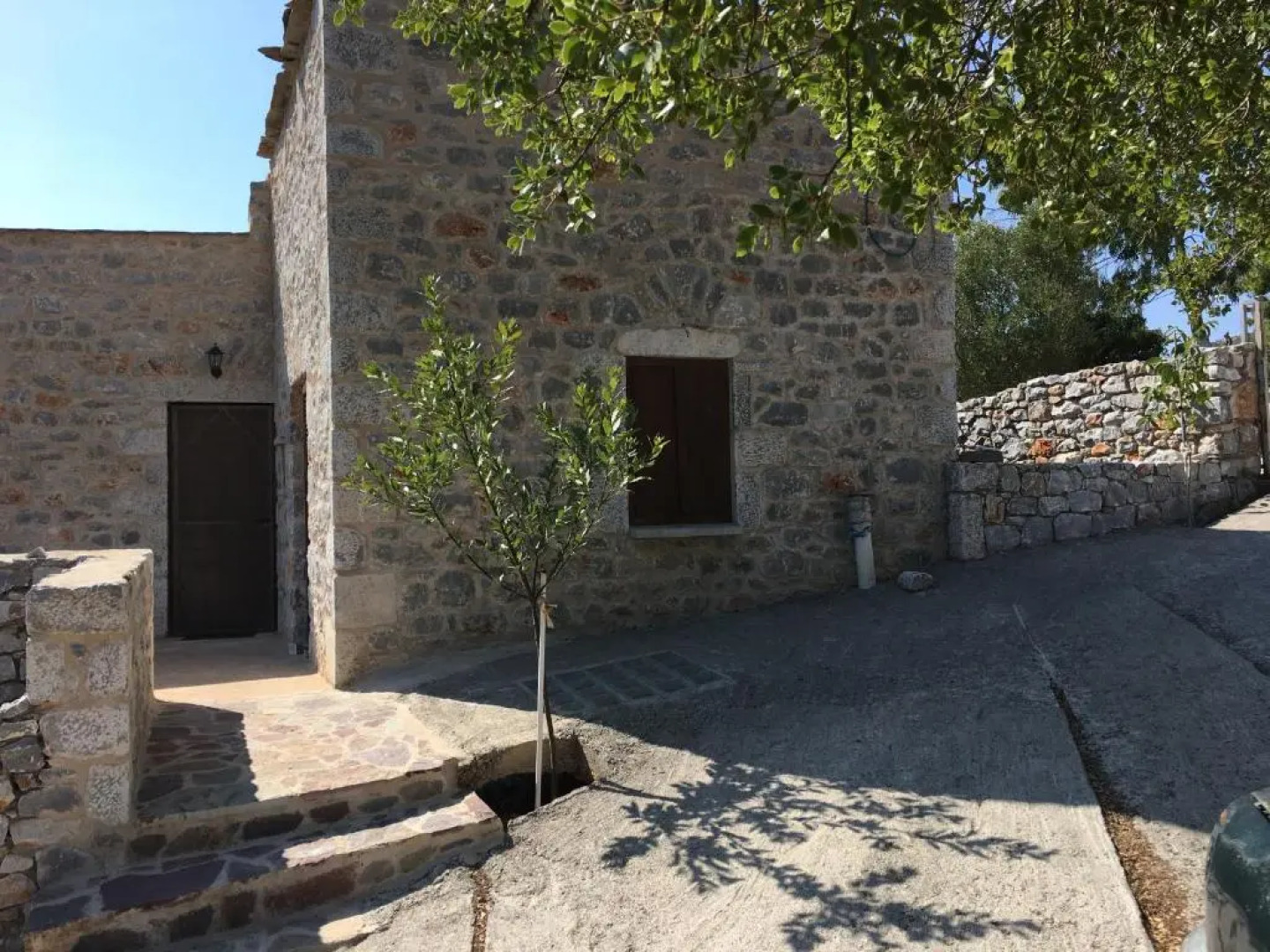 Peace in the wildest landscape of Mani