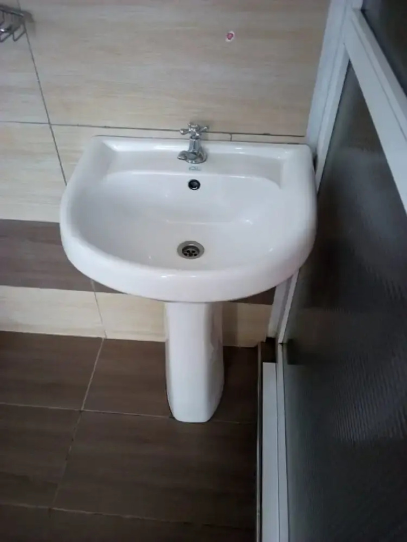 Bricks Pub & Hotel - Adults Only