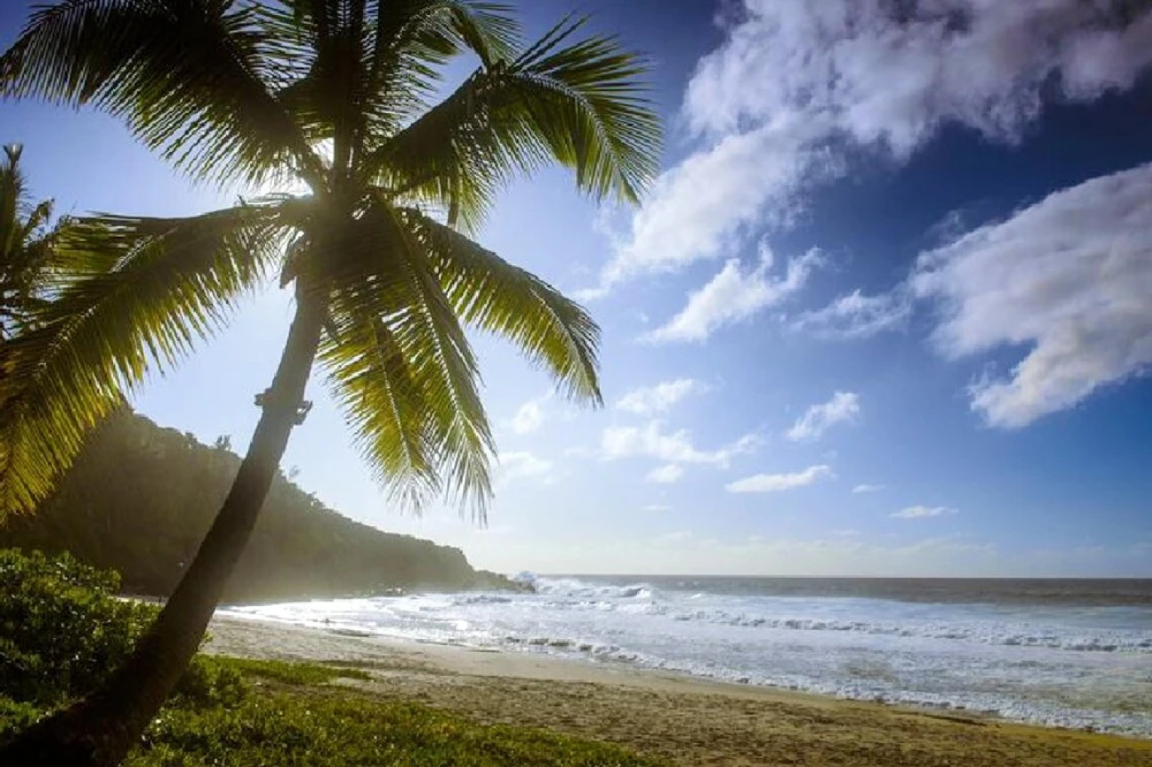 House With one Bedroom in Saint Joseph, With Wonderful Mountain View, Enclosed Garden and Wifi Near the Beach