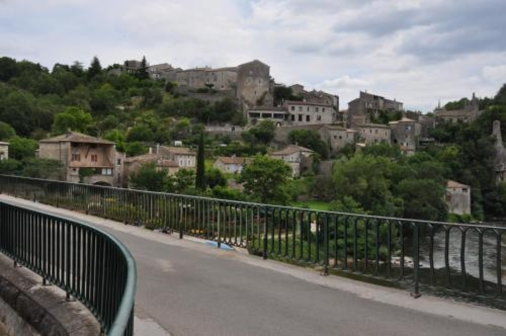 Camping Les Rives d'Auzon