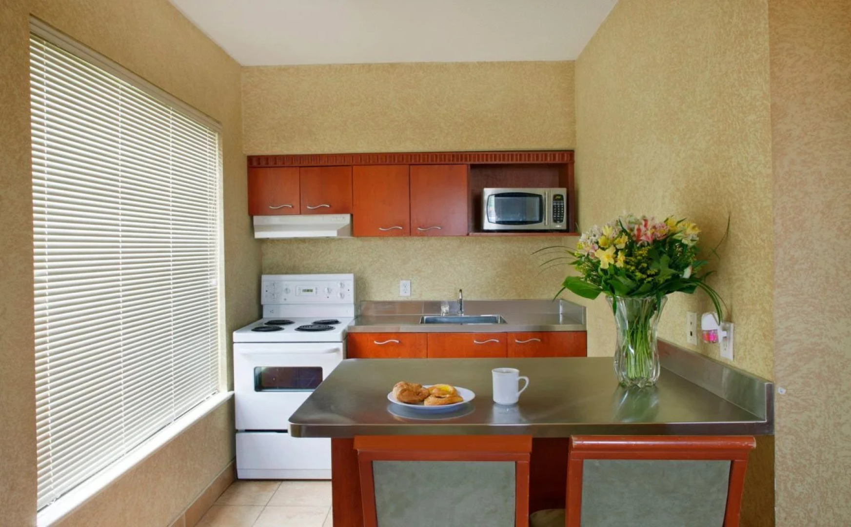 Canadas Best Value Inn Richmond Hill Toronto N