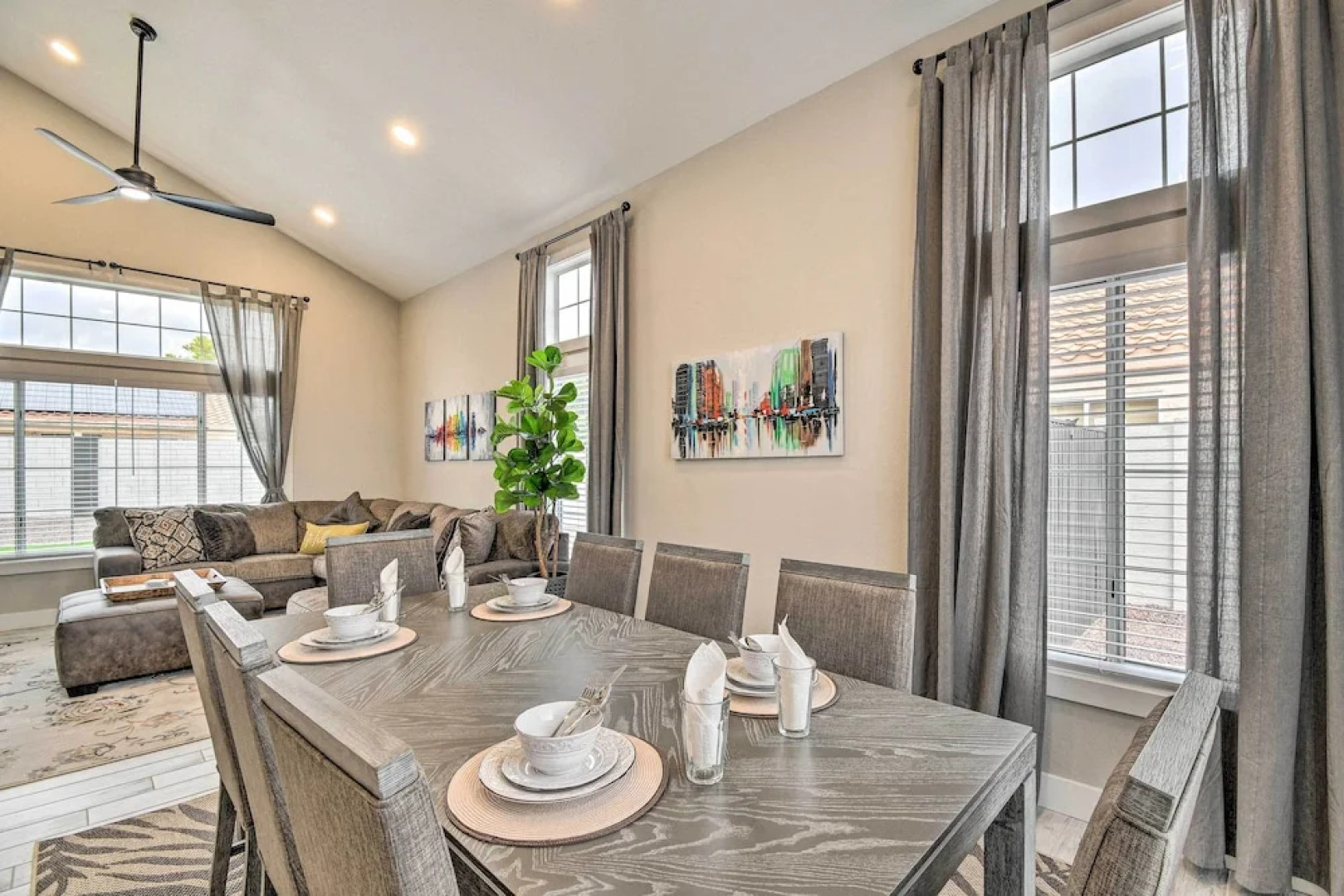 Peoria Oasis w/ Saltwater Pool & Putting Green!