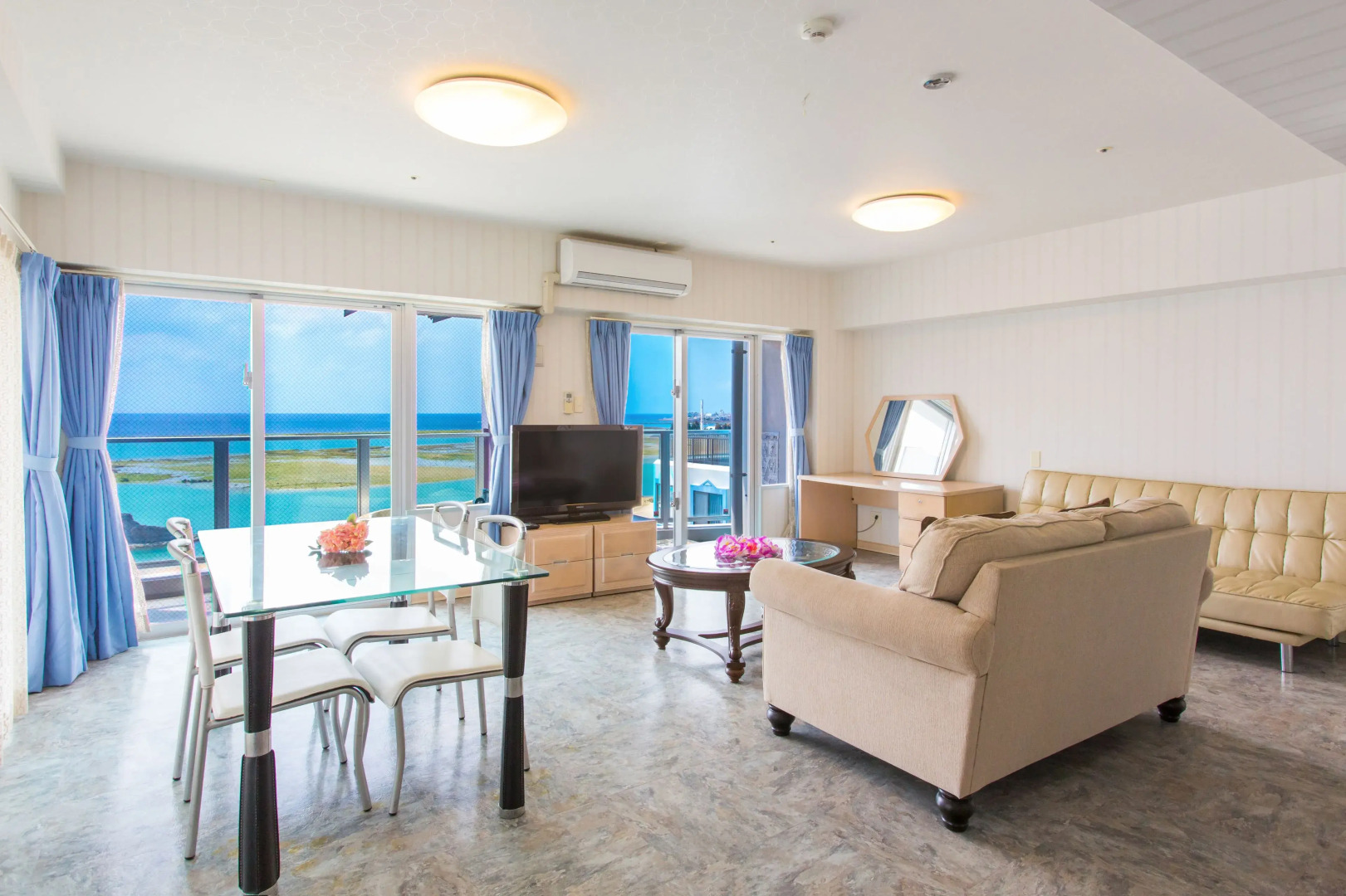 Beachside Condominium