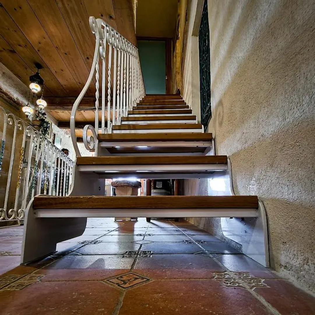 1500 Little Pink House in Kalkara Creek