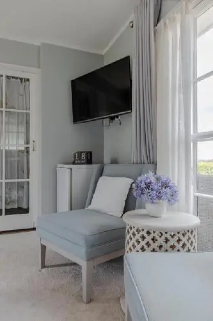 Bycroft Lodge Bed & Breakfast