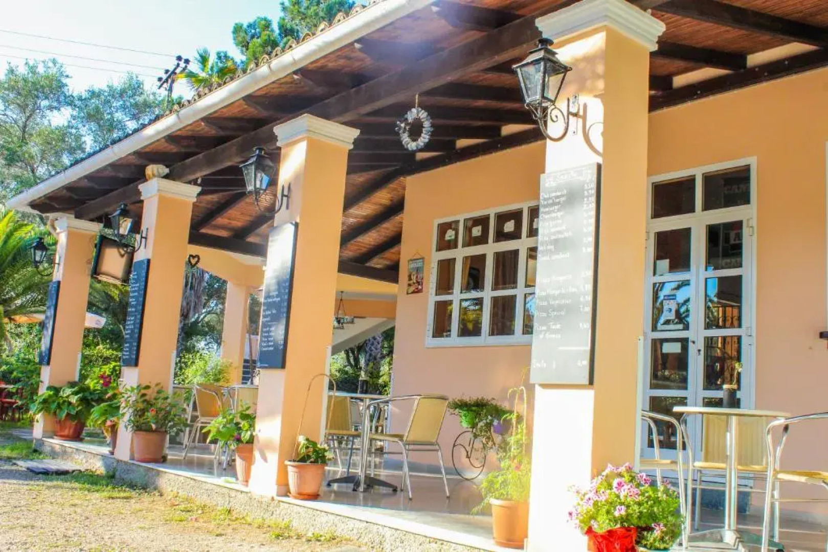 Happy Camp Mobile Homes In Karda Beach Camping and Bungalows