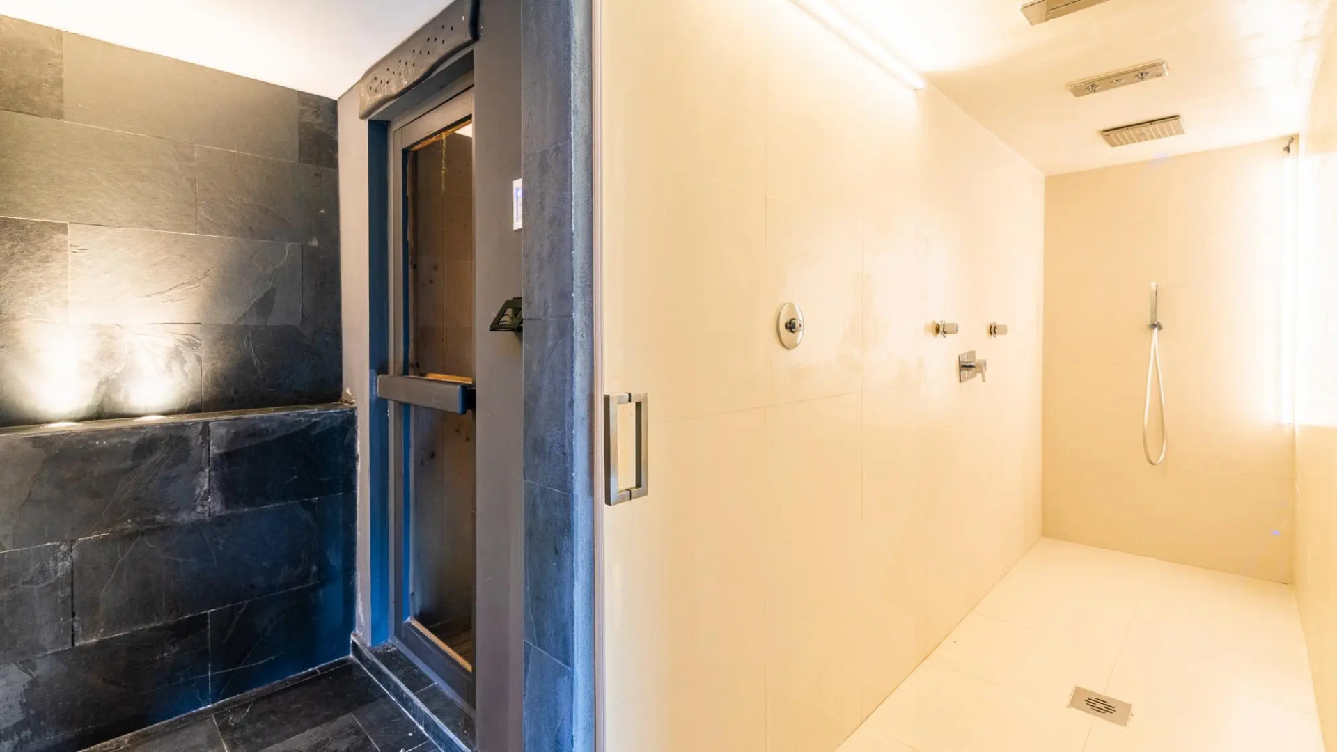 Chalet Monti Della Luna 7