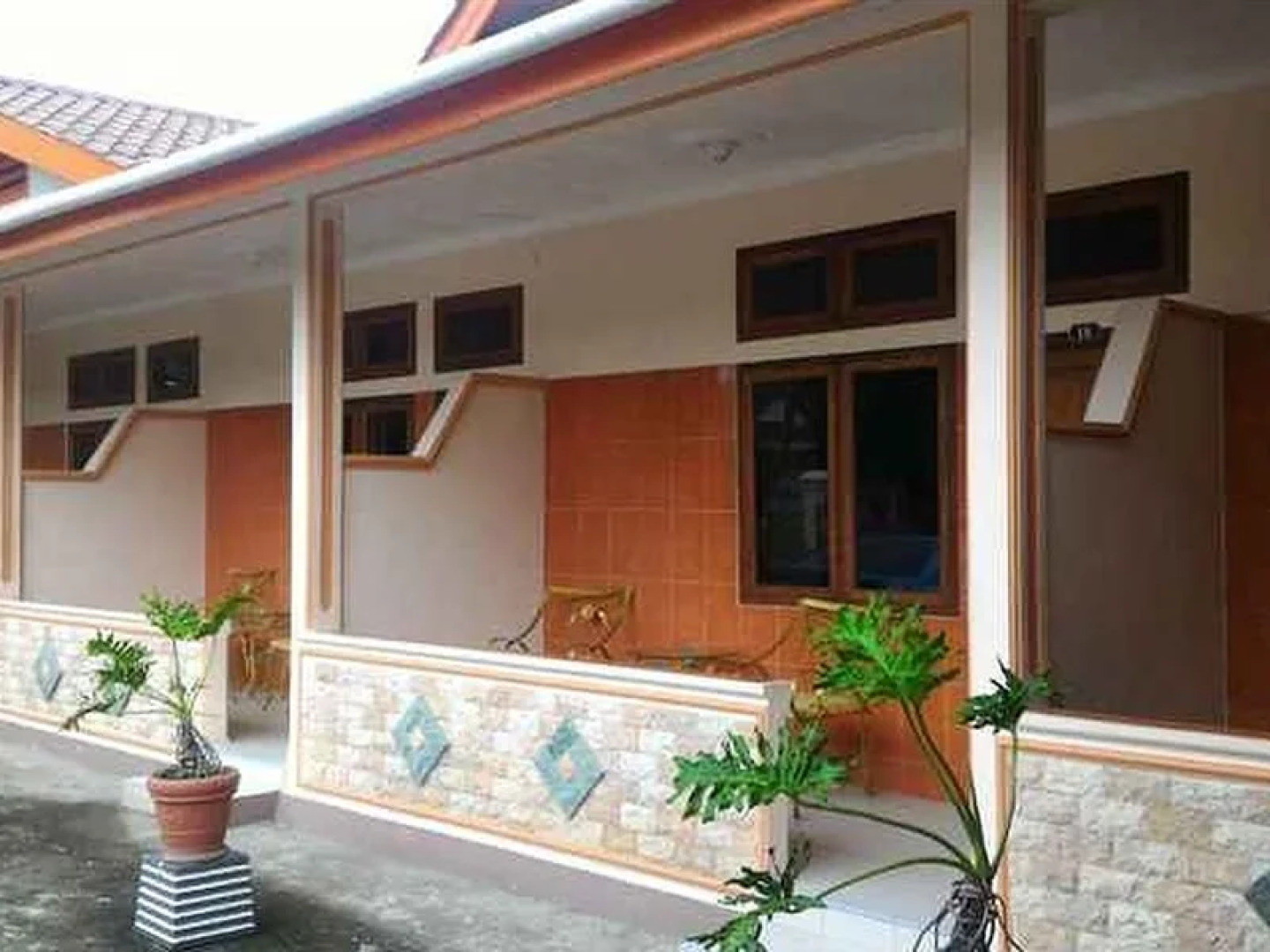Nagoya Inn Sabang
