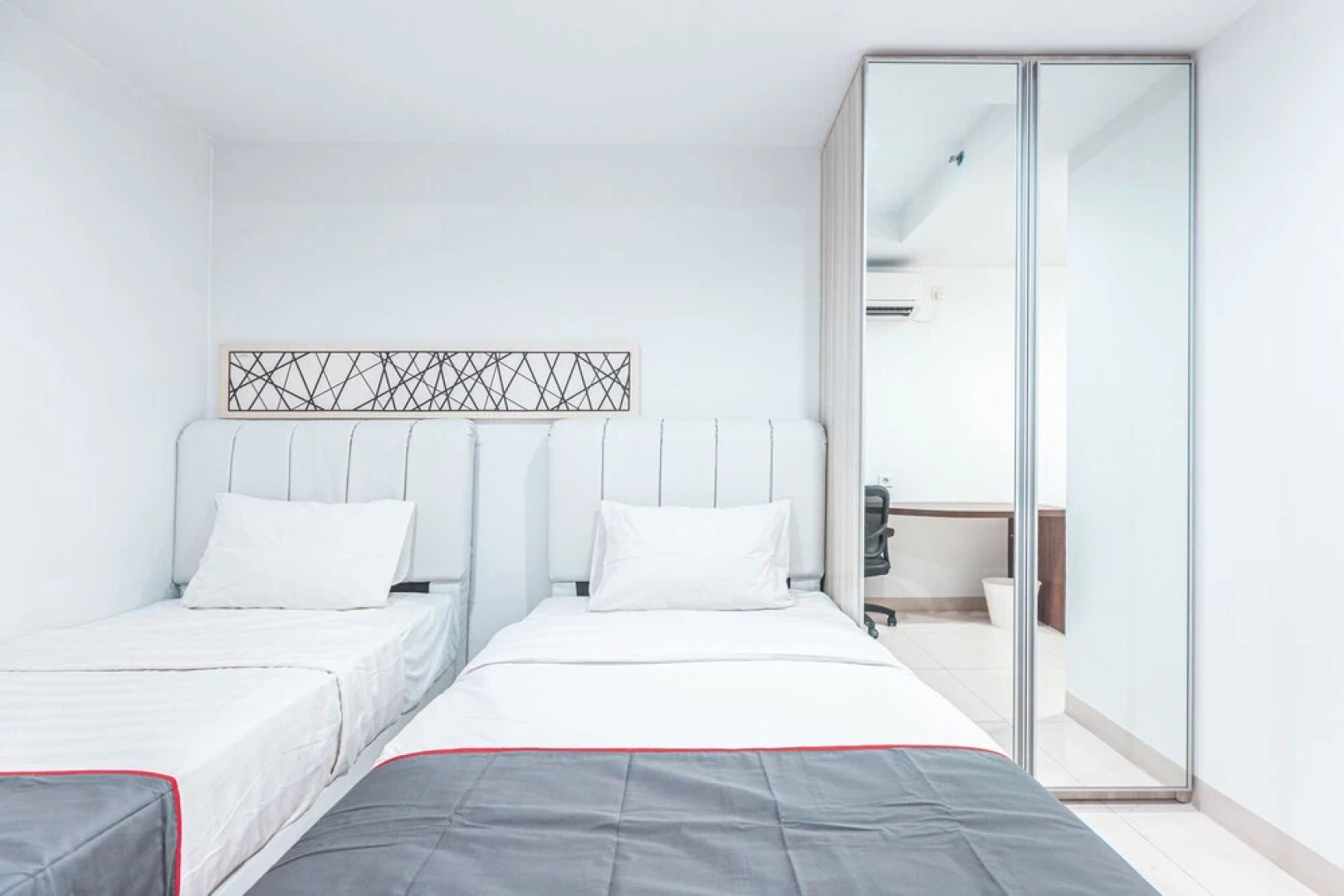 Collection O 23 Azalea Suites