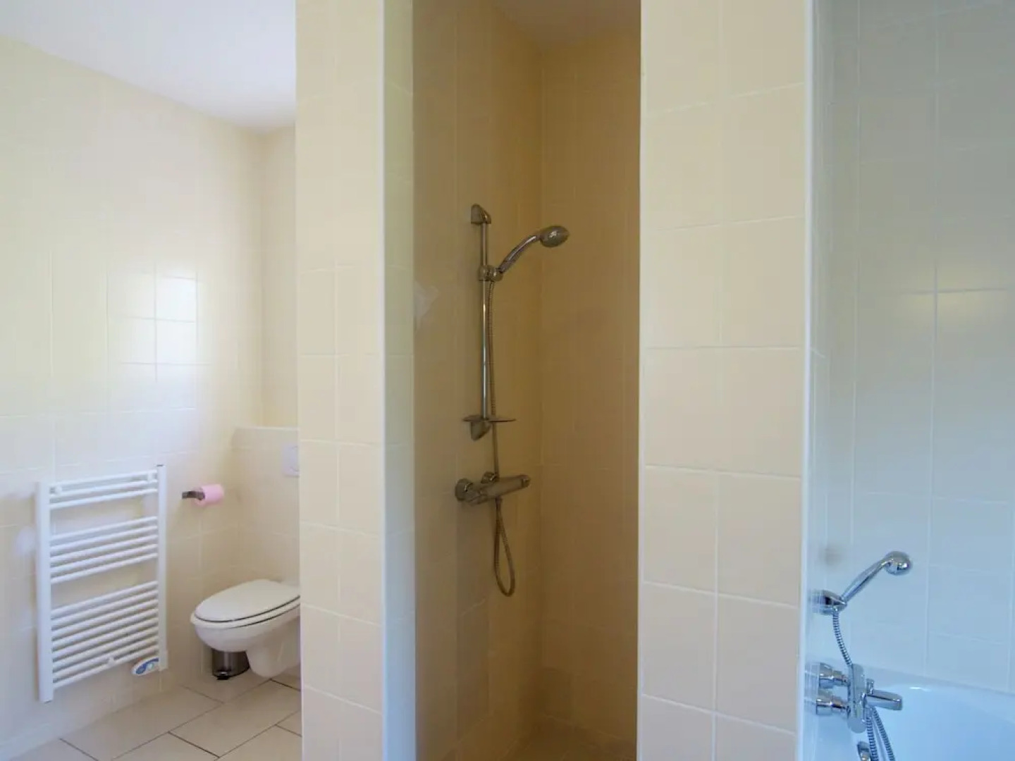 Luxury Villa With Heated Pool Overlooking a Challenging 18-hole Golf Course