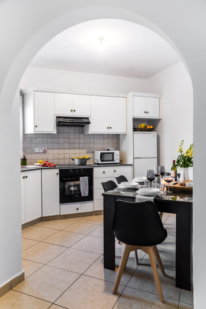 Artemis Cynthia Complex