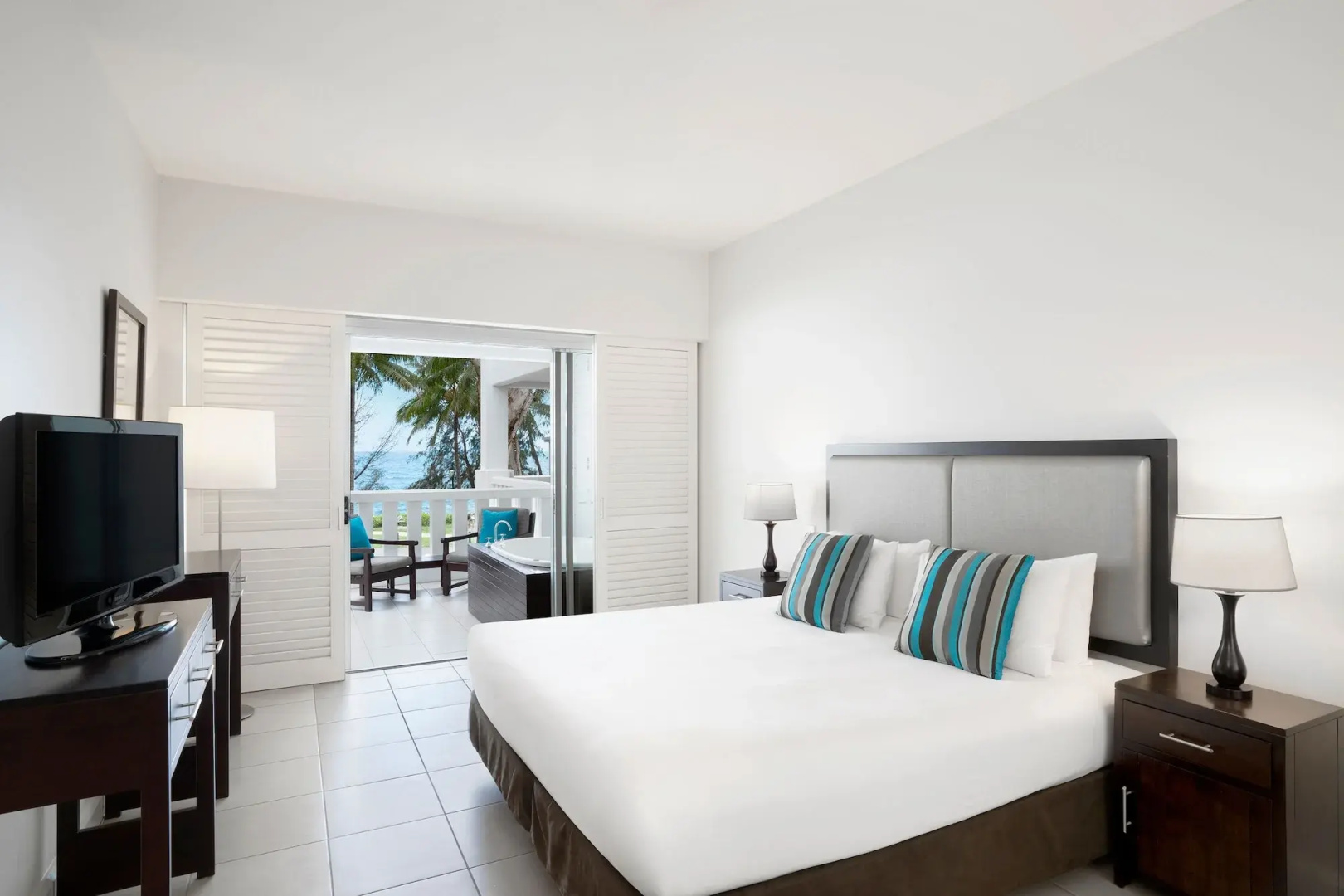 Peppers Beach Club and Spa - Palm Cove