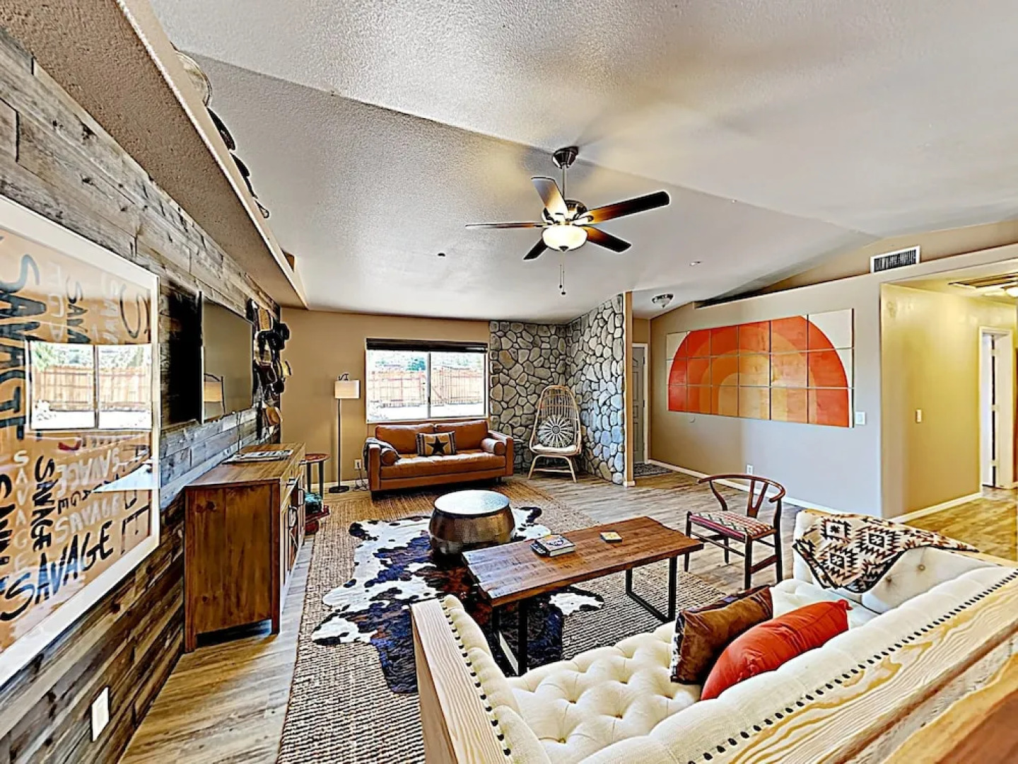 Rawhide Ranch - Walk To Pappy And Harriet's With Hot Tub! 3 Bedroom Home by RedAwning