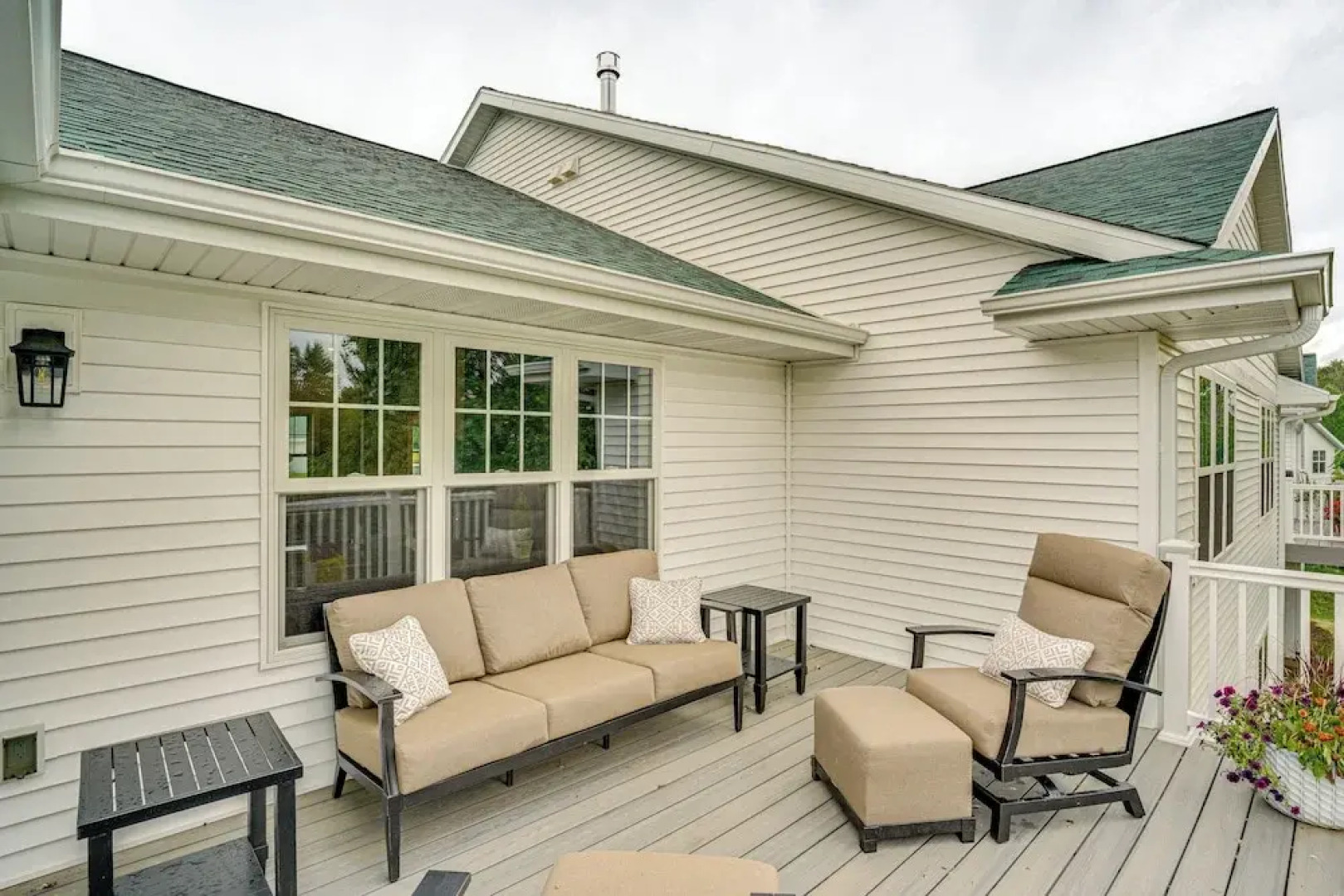 Walk to Beaches + Restaurants: Elkhart Lake Escape