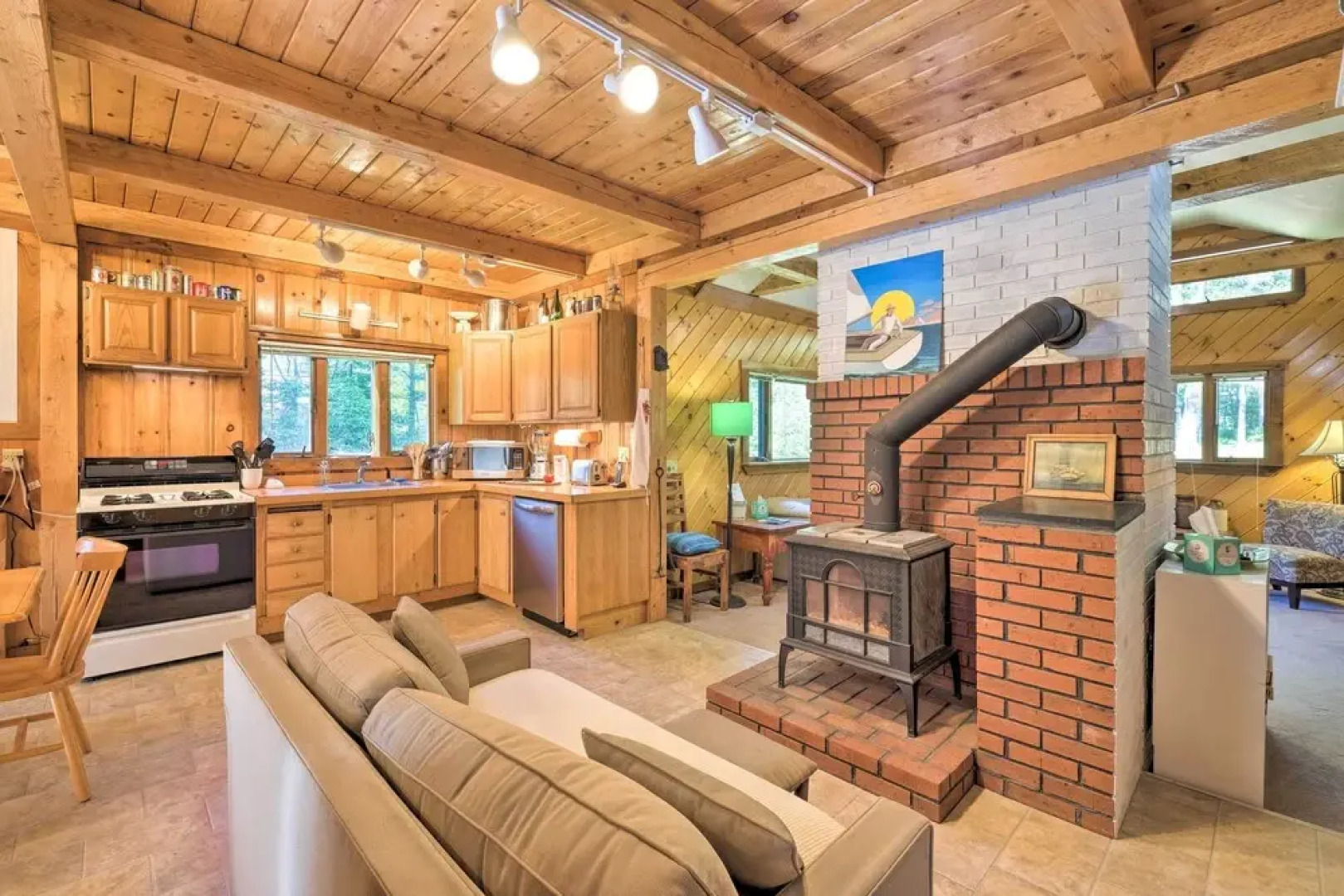 Boothbay Harbor Cabin w/ Spacious Deck & Yard!