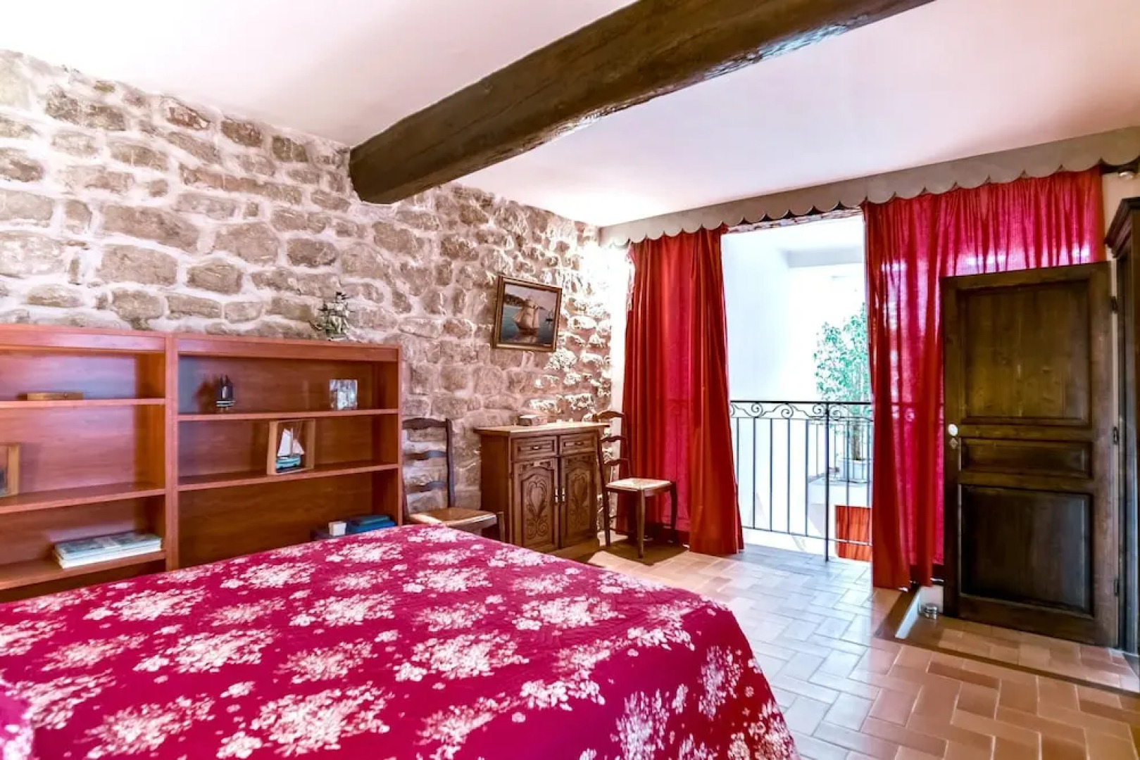 House With 3 Bedrooms in Pelissanne, With Wonderful City View, Furnish