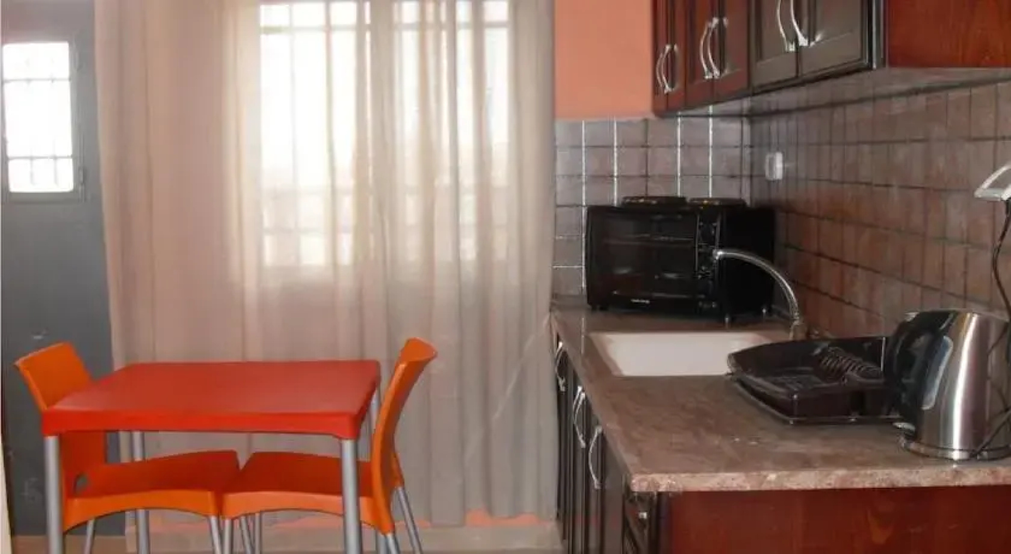 Garden Suites & Restaurant
