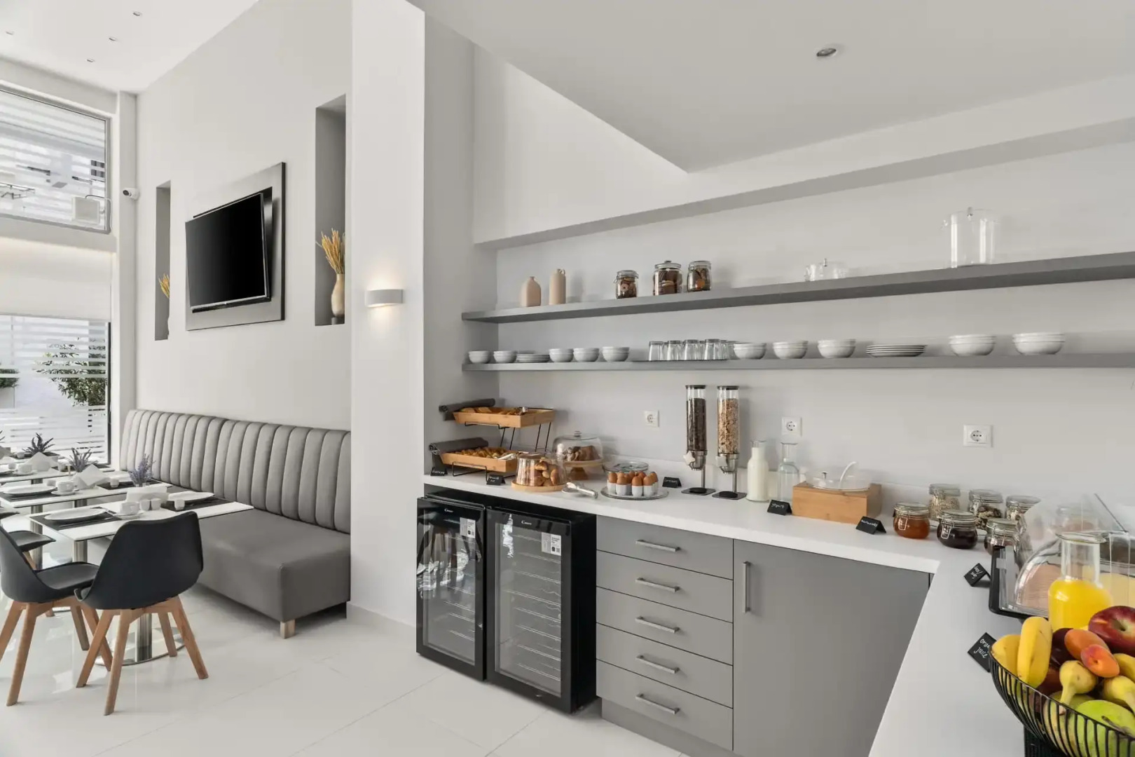 Gallery Central Piraeus Port