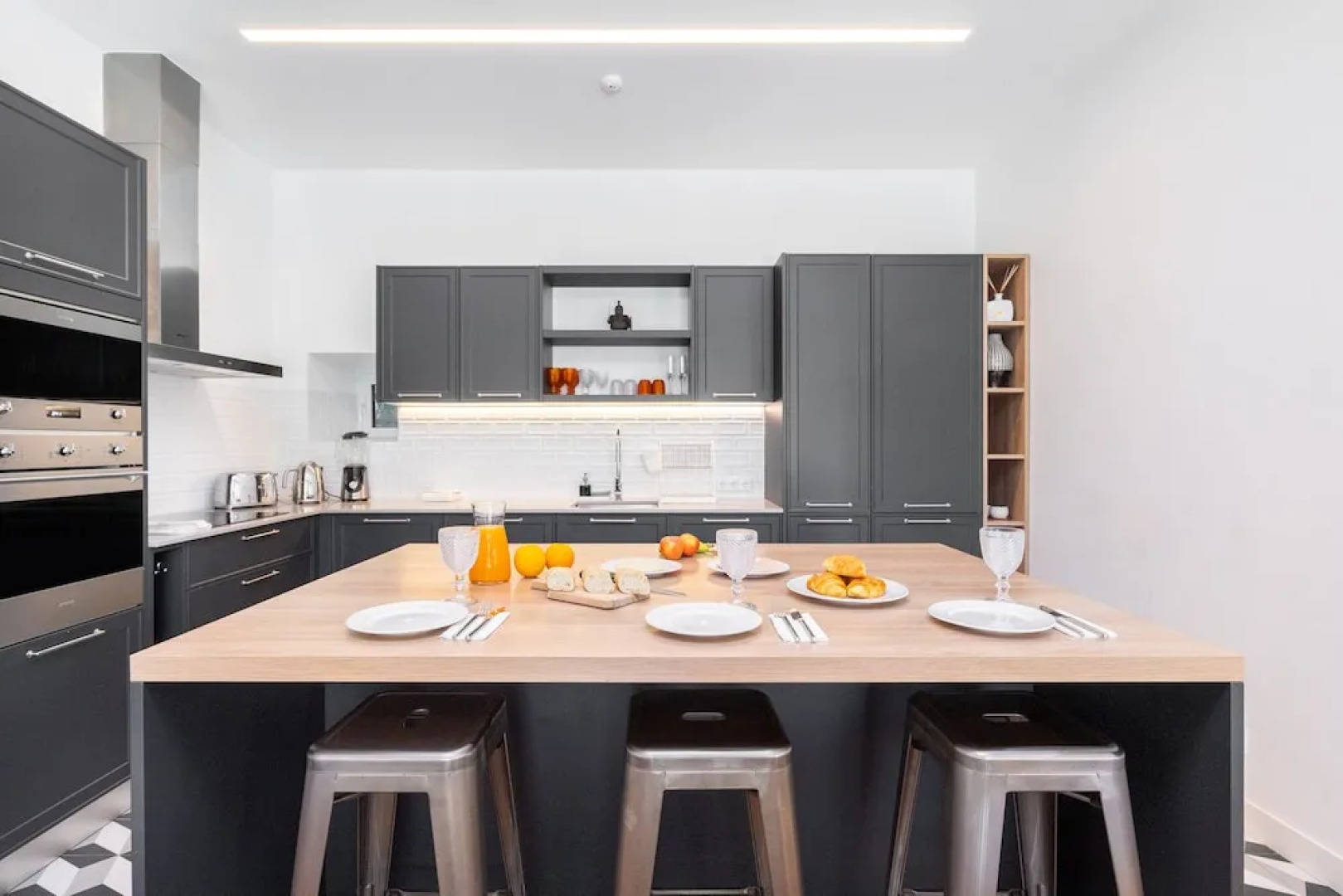 Chalet Estoril Townhouse