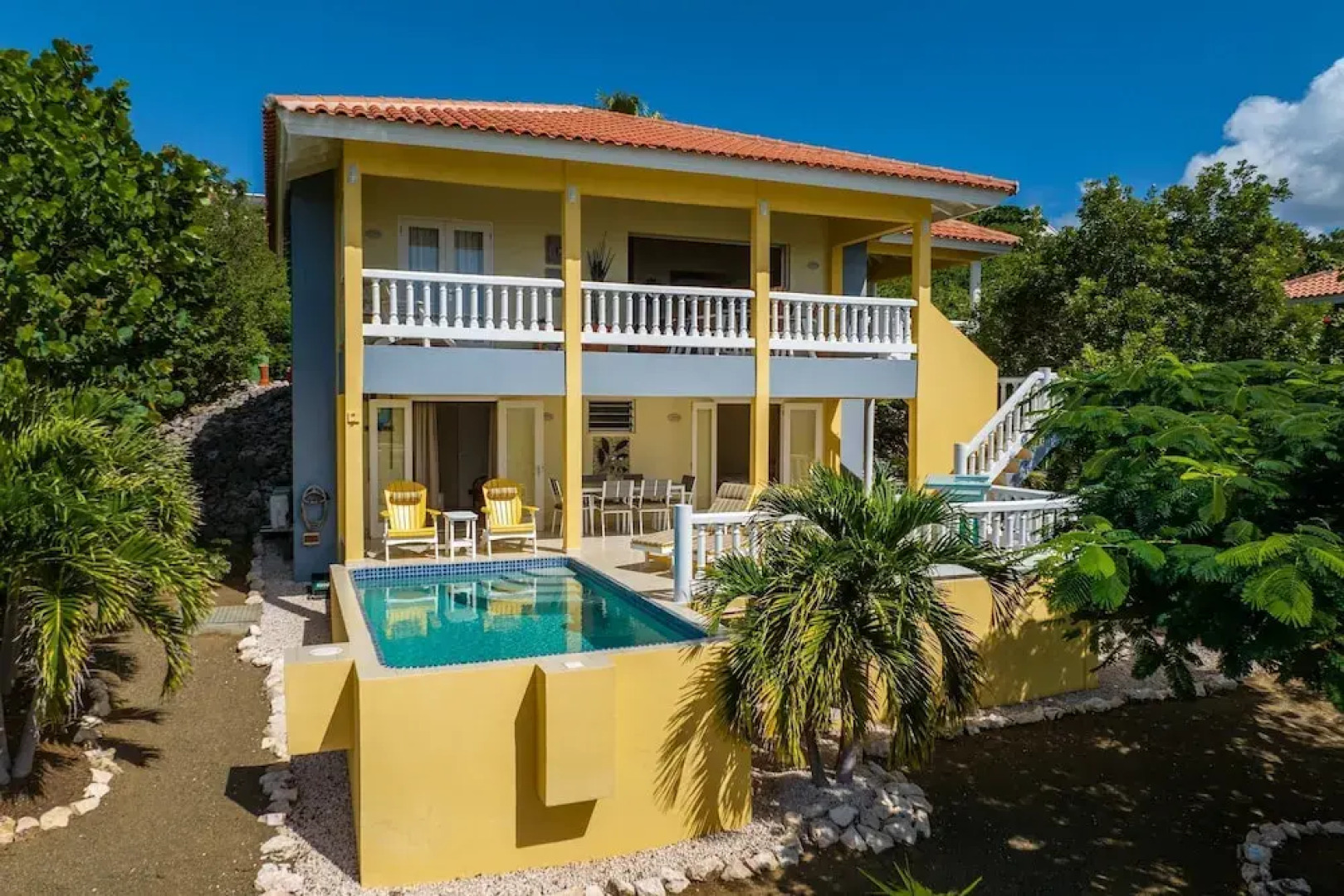 Tropical Twilight Haven Unwind in Style