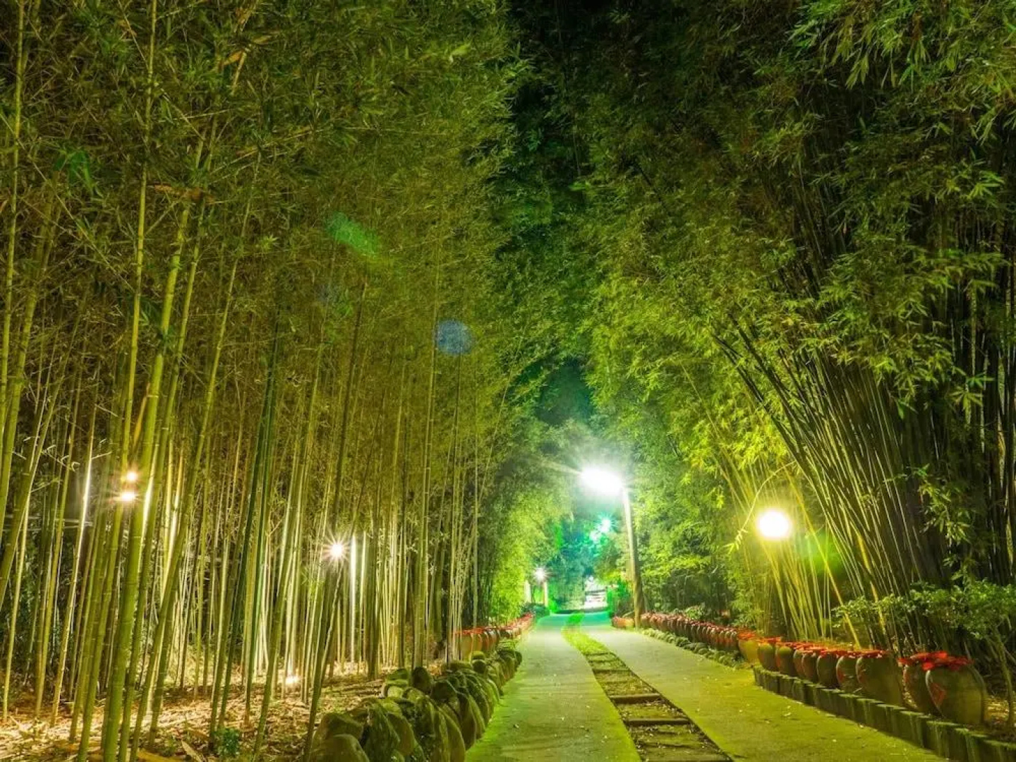 Bamboo Paradise Resort & The Bamboo Inn