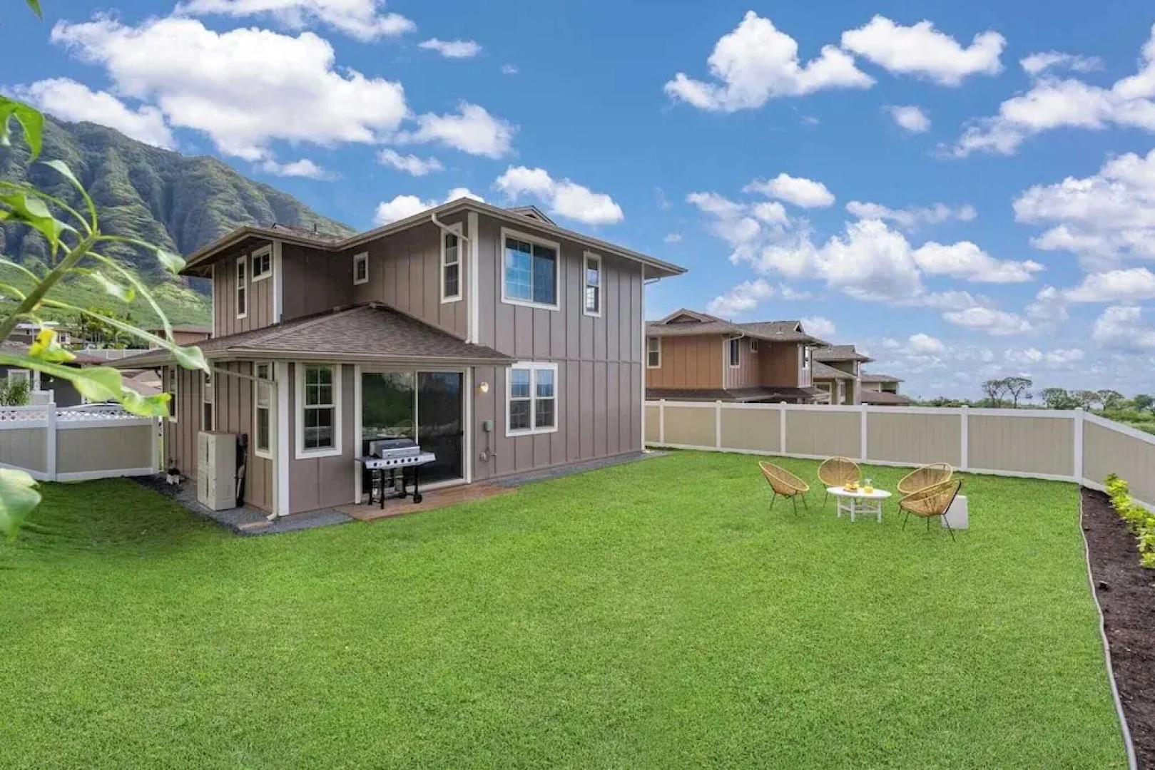 Alaula by Avantstay Gated Security Home w Valley, Ocean Views!