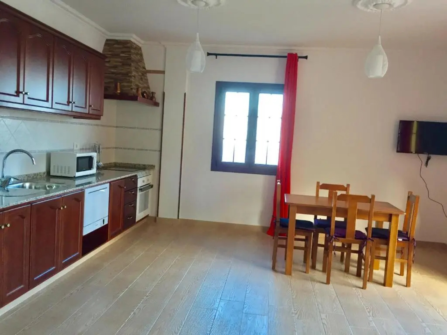 Costa Este House
