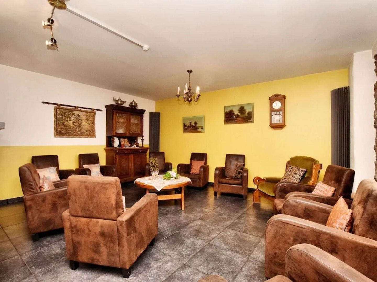 Moderscheid Cottage With Spa