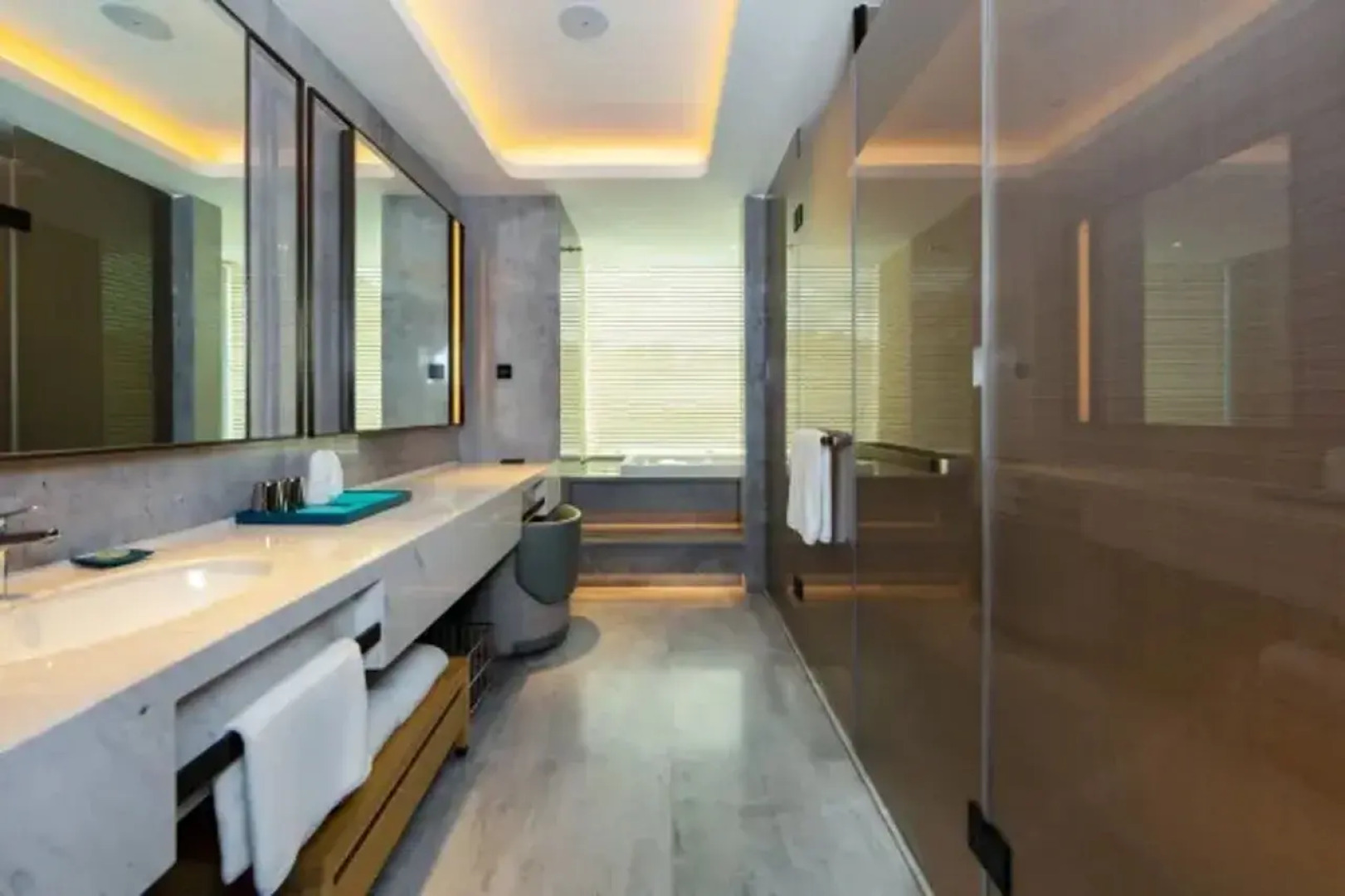 Wyndham Grand Plaza Royale Hot Springs Fenghuang