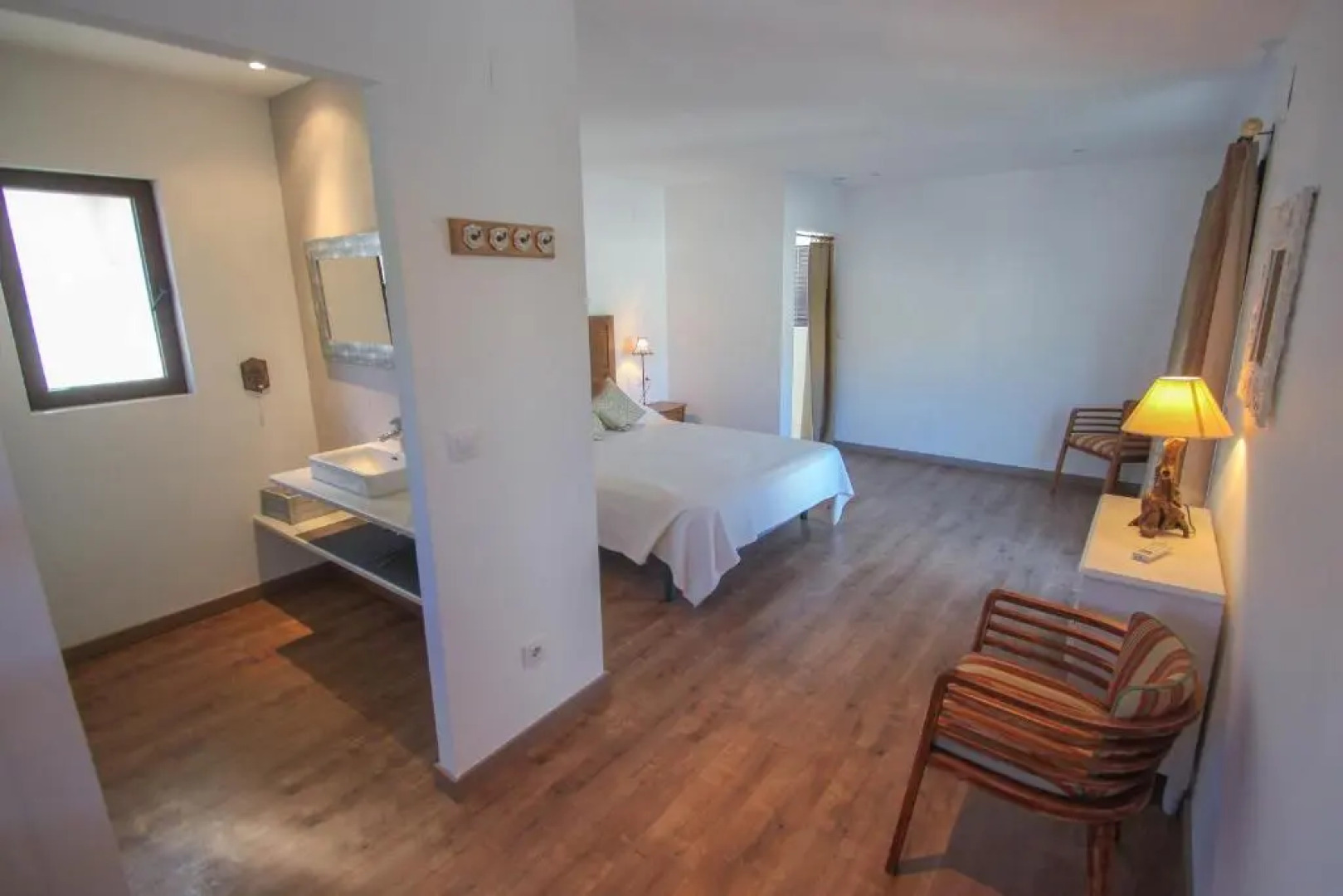 Laja - panoramic hillside holiday house in Moraira