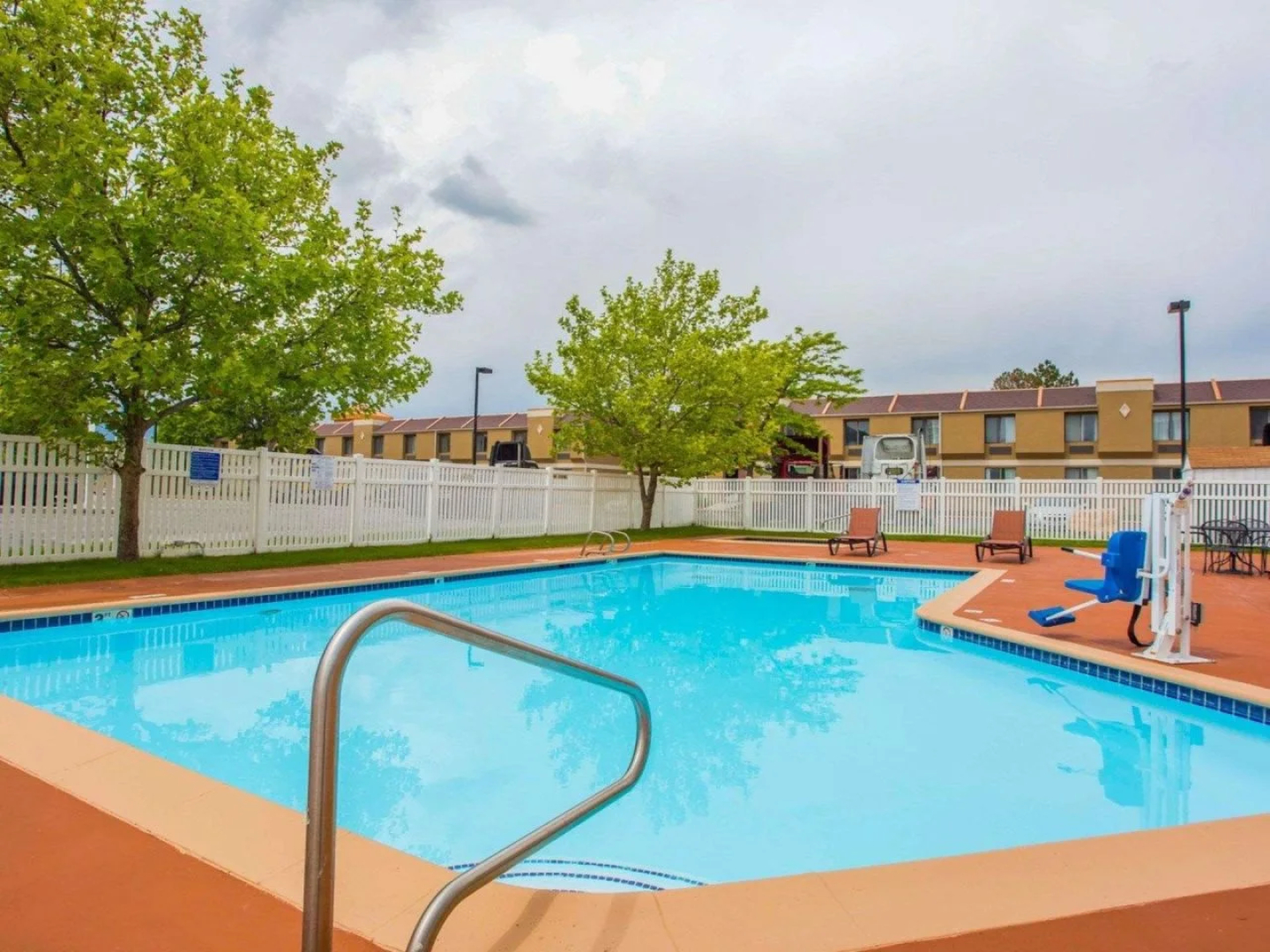 Quality Inn & Suites Salt Lake City Airport West