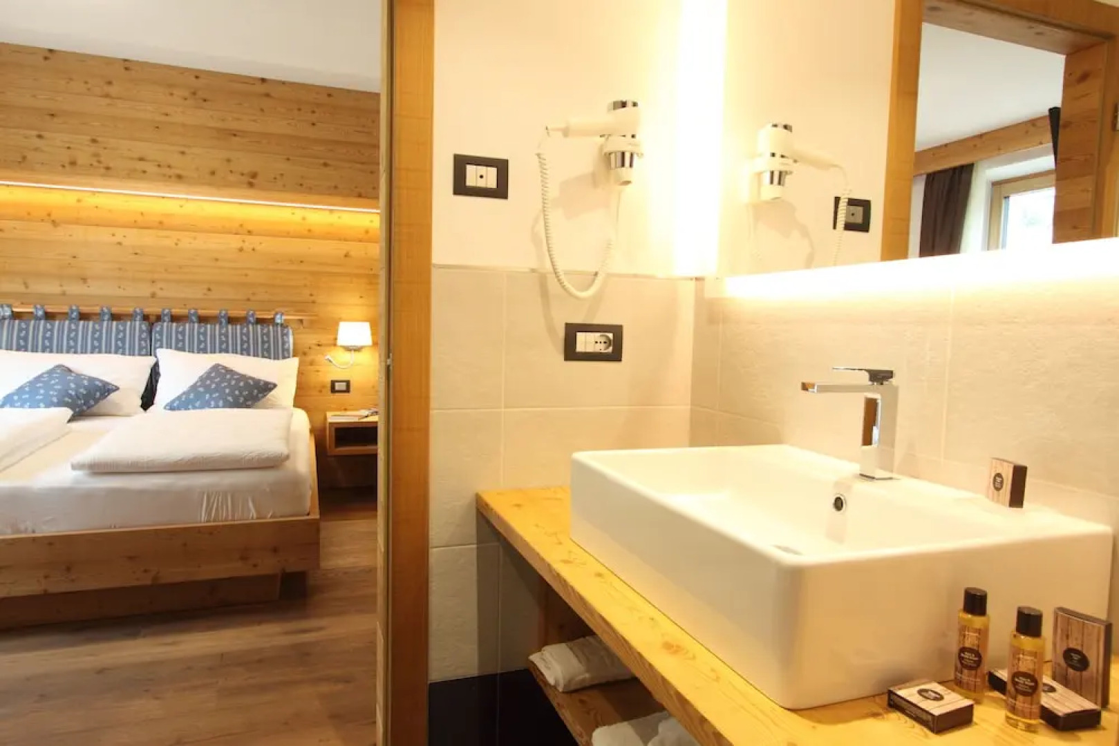 Dolomites B&B Suites and Apartments