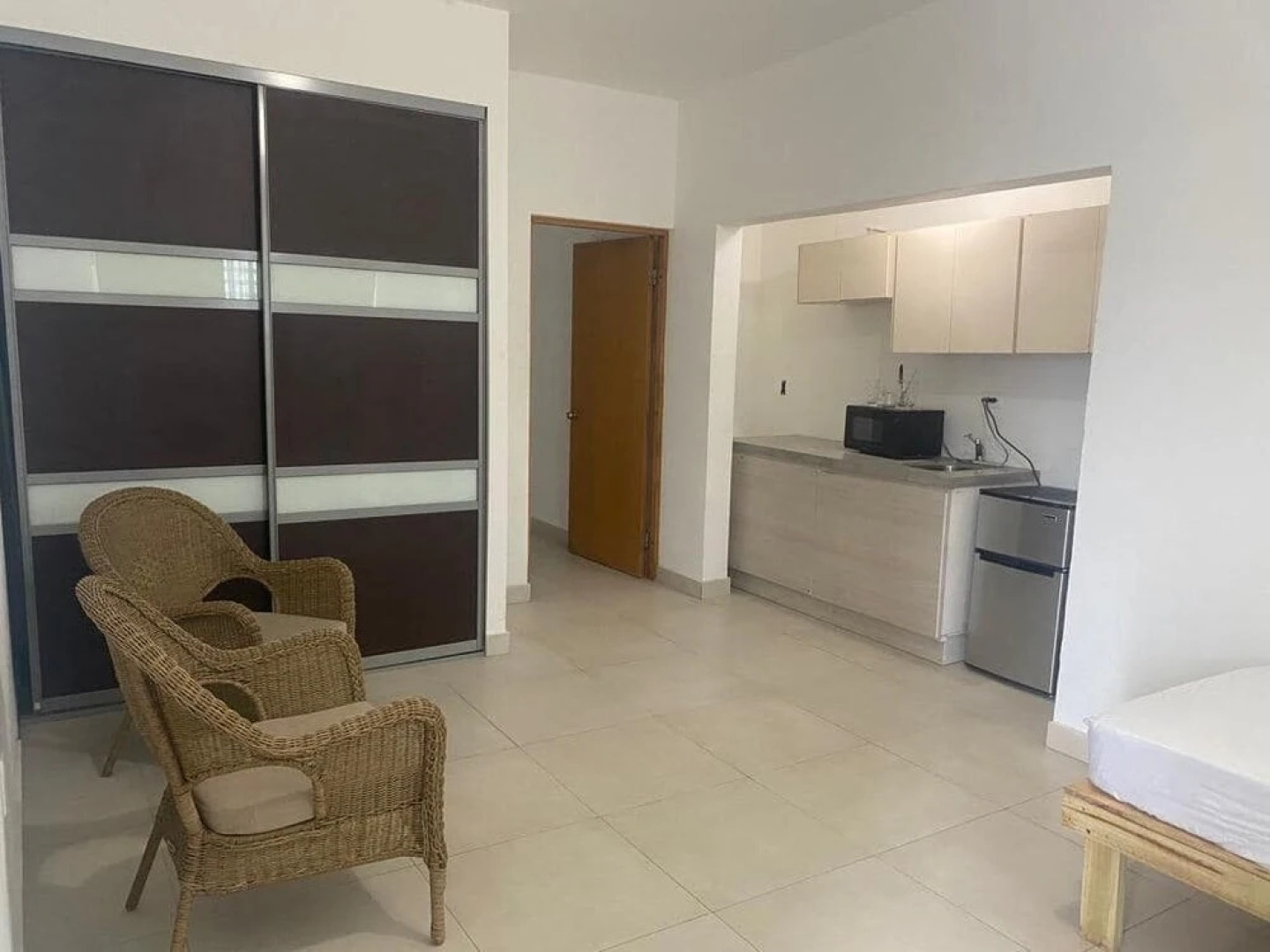 Beachside apartment for up to 5 people