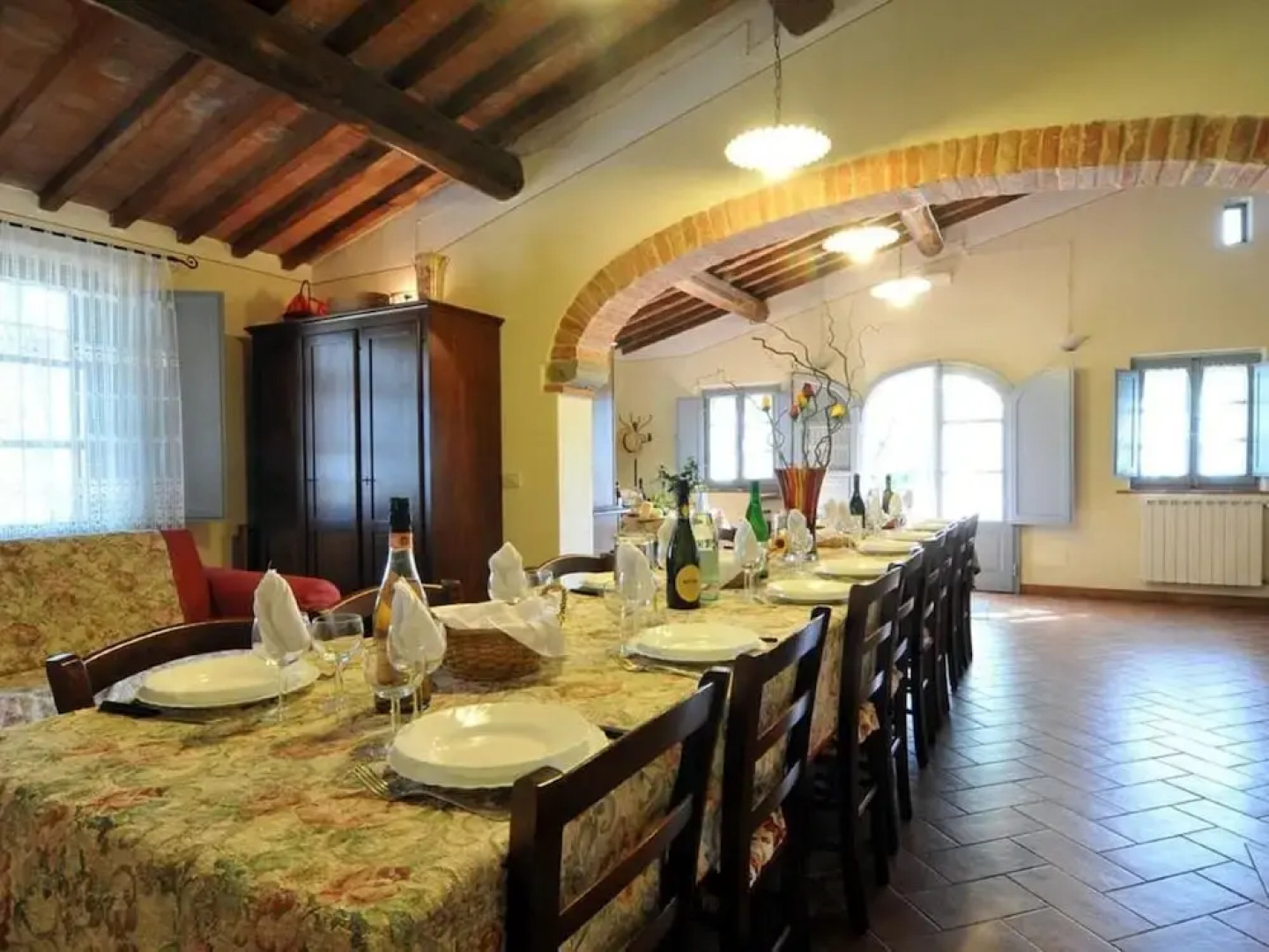 Elegant Castle Stay With Pool