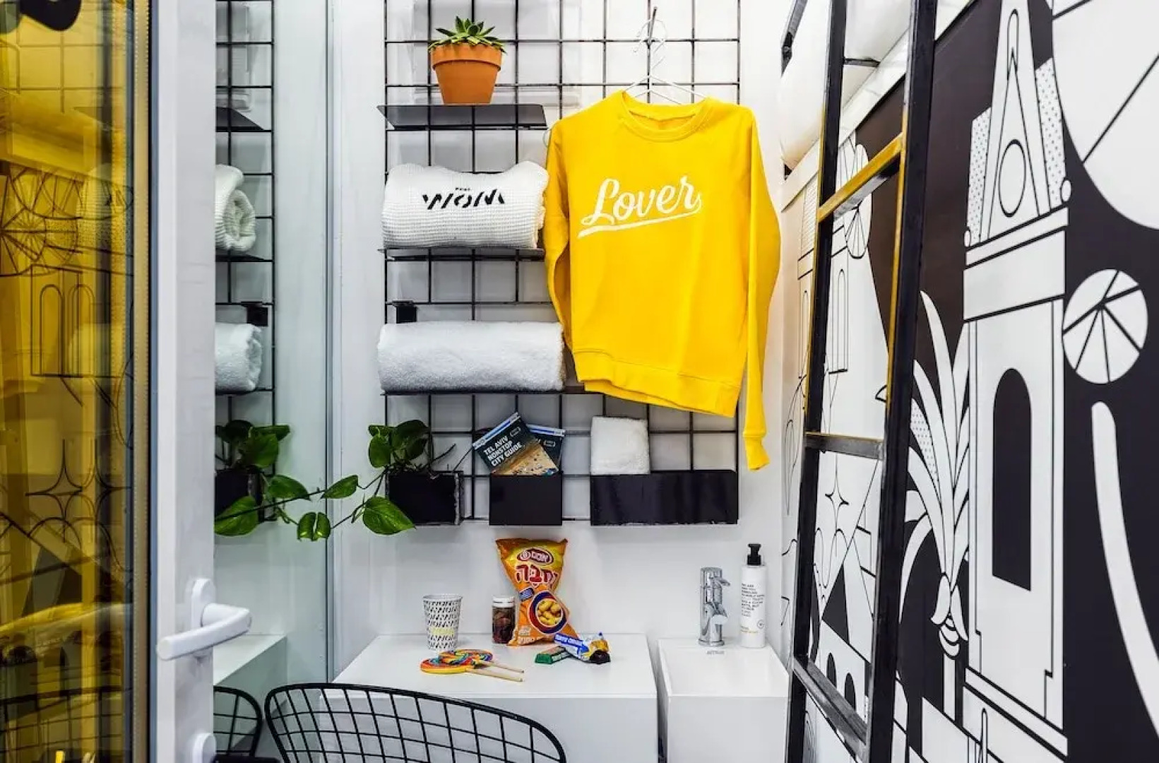 Wom Allenby Pod Hotel