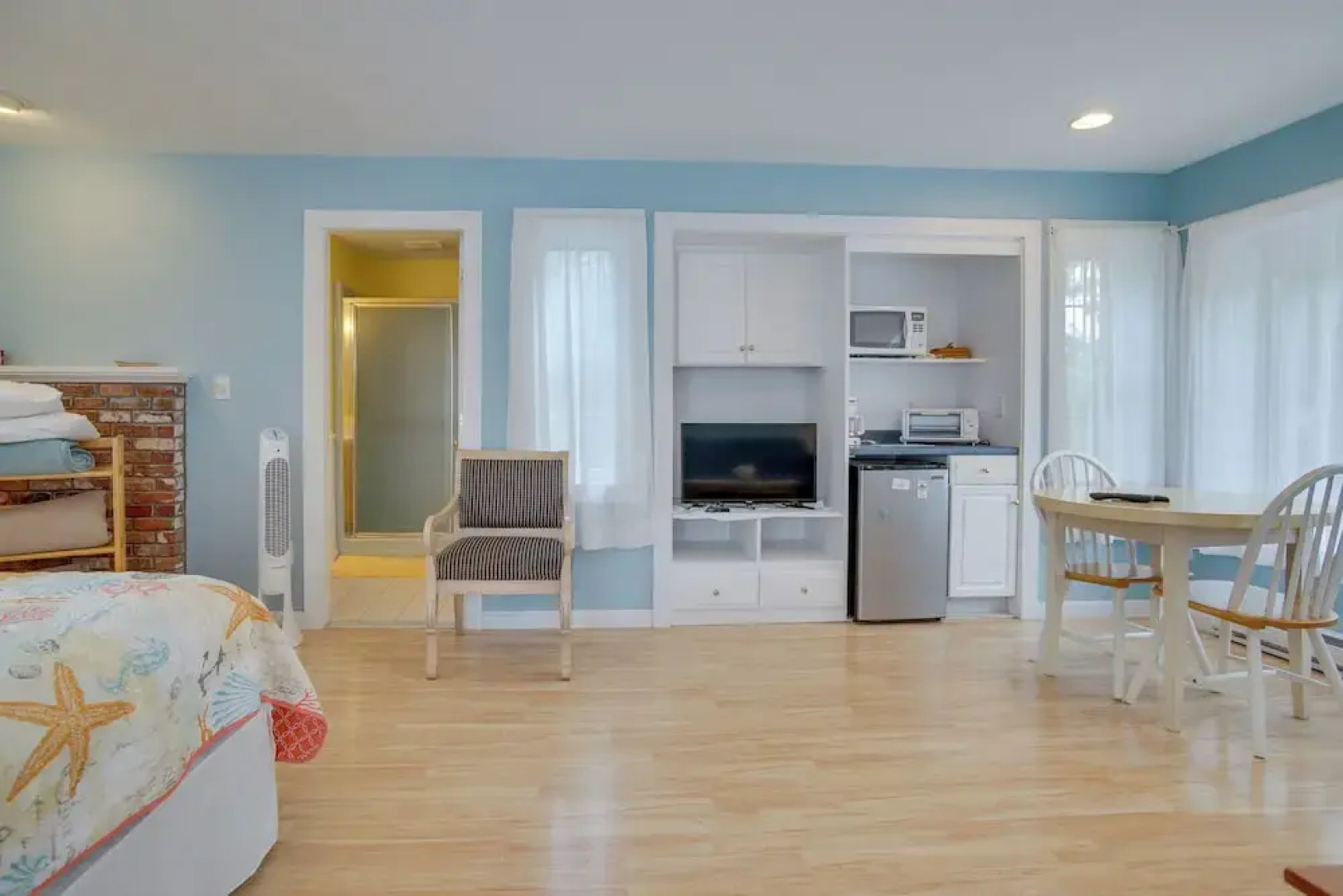 Ping-pong Table, Beach Access: North Falmouth Home