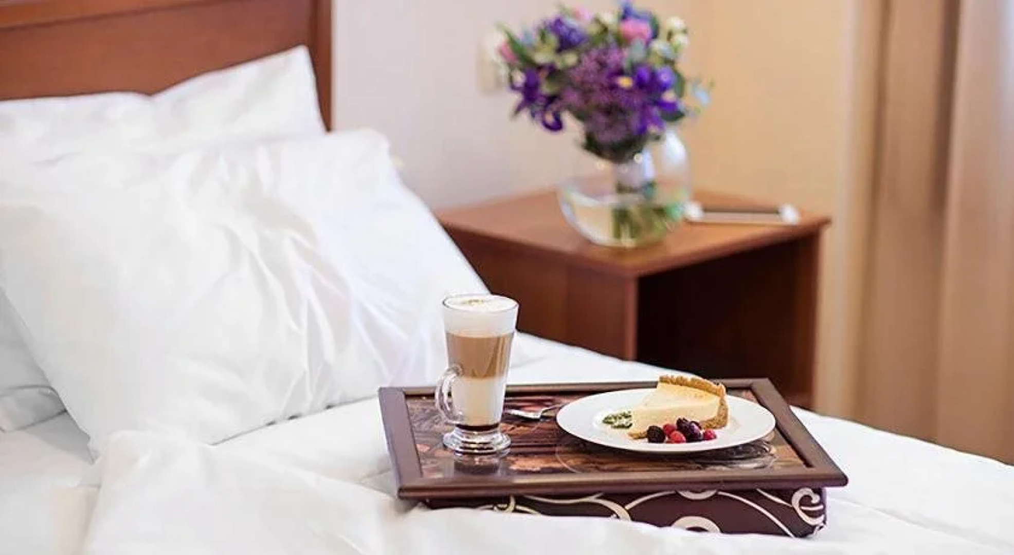 Kapu$ta Hotel
