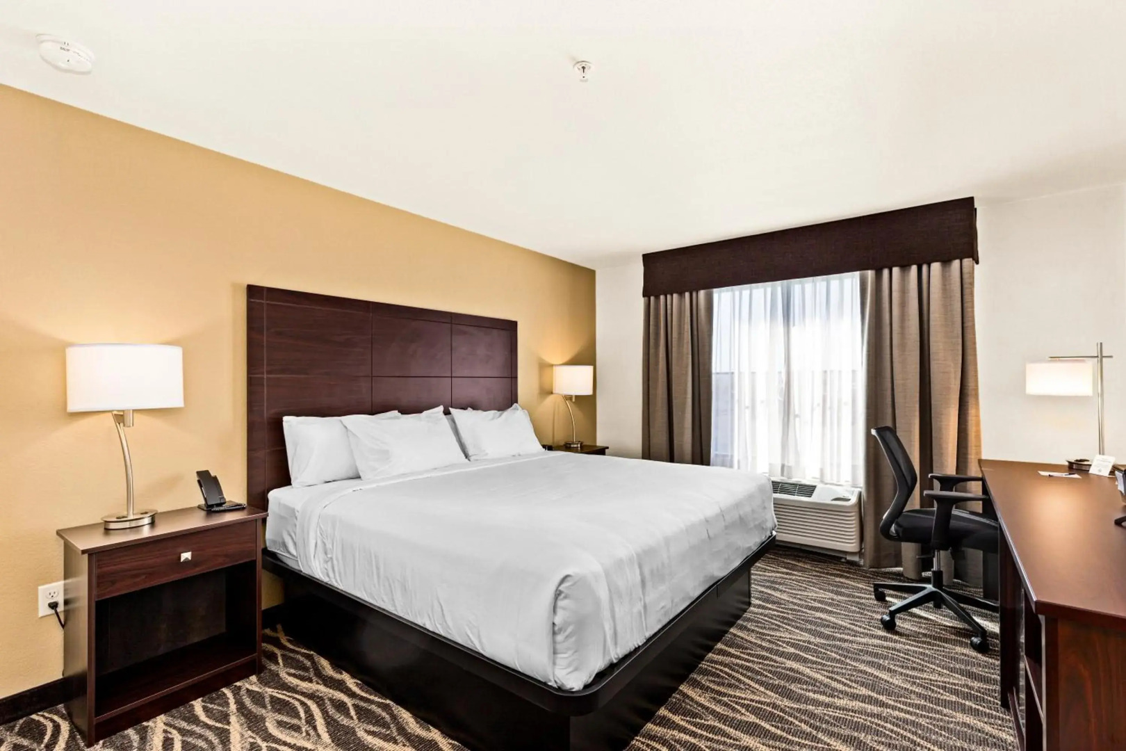 Cobblestone Hotel & Suites - Superior Duluth