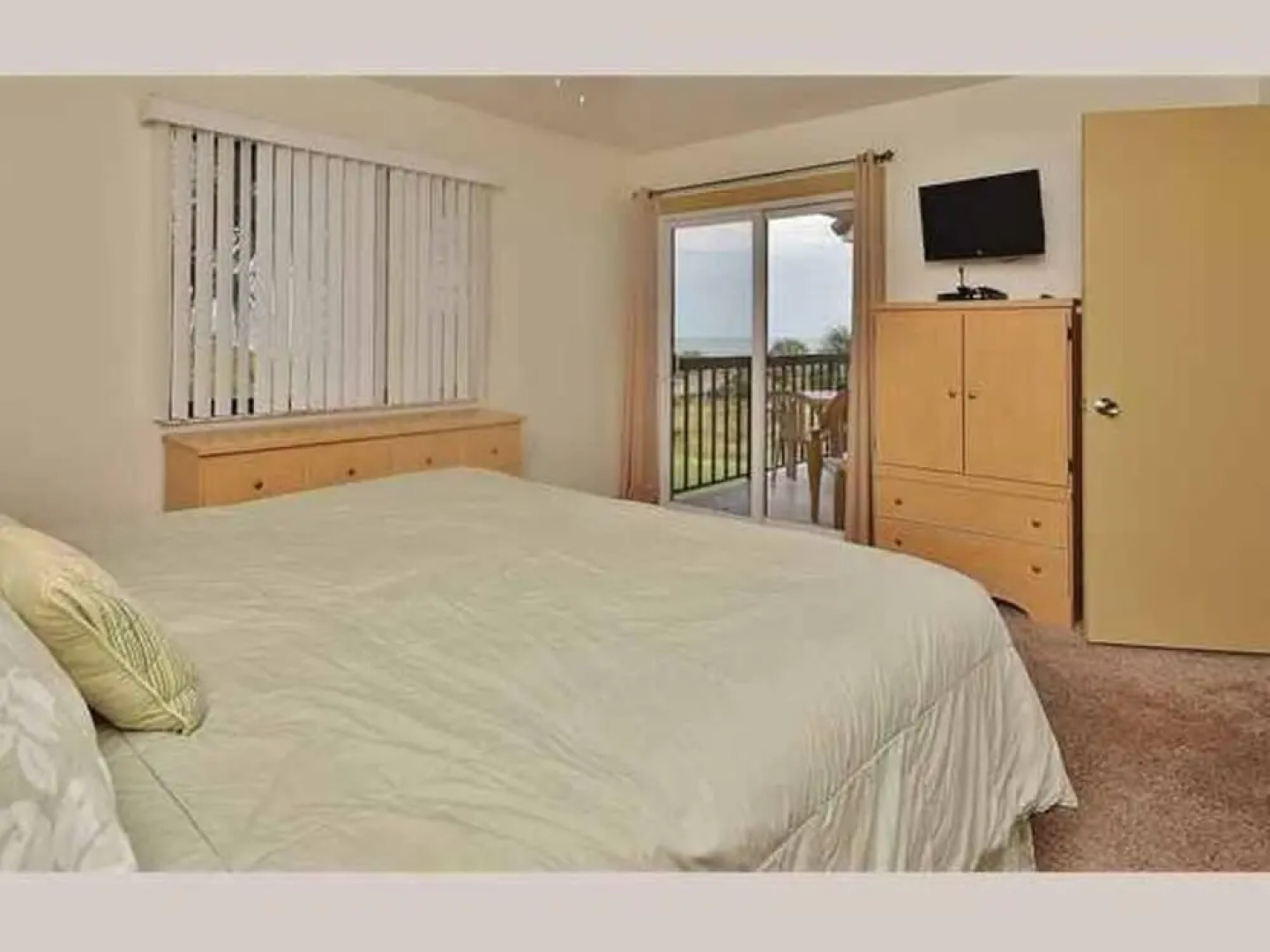 Ocean Village Club O35