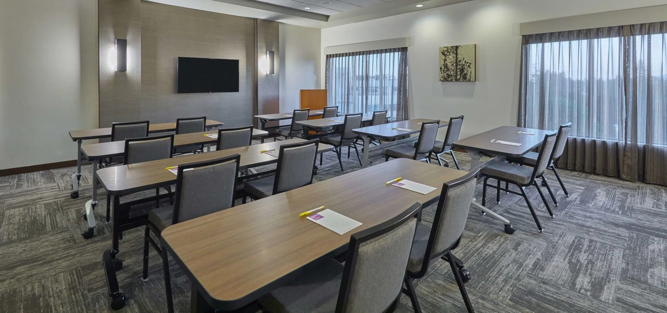 Hyatt Place Eugene / Oakway Center