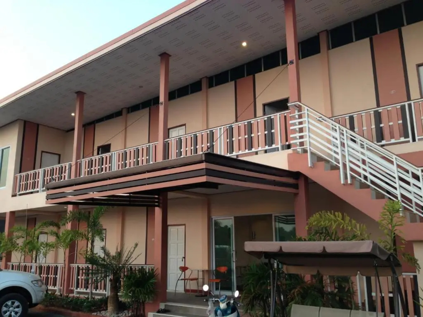 Siriburi Resort