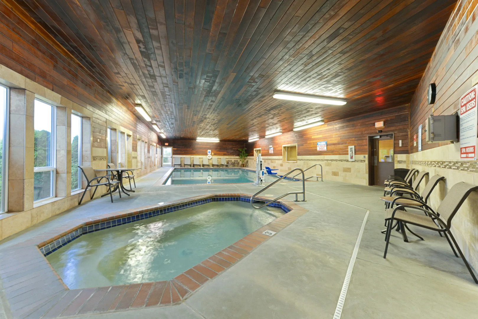 Best Western Plus Landmark Inn