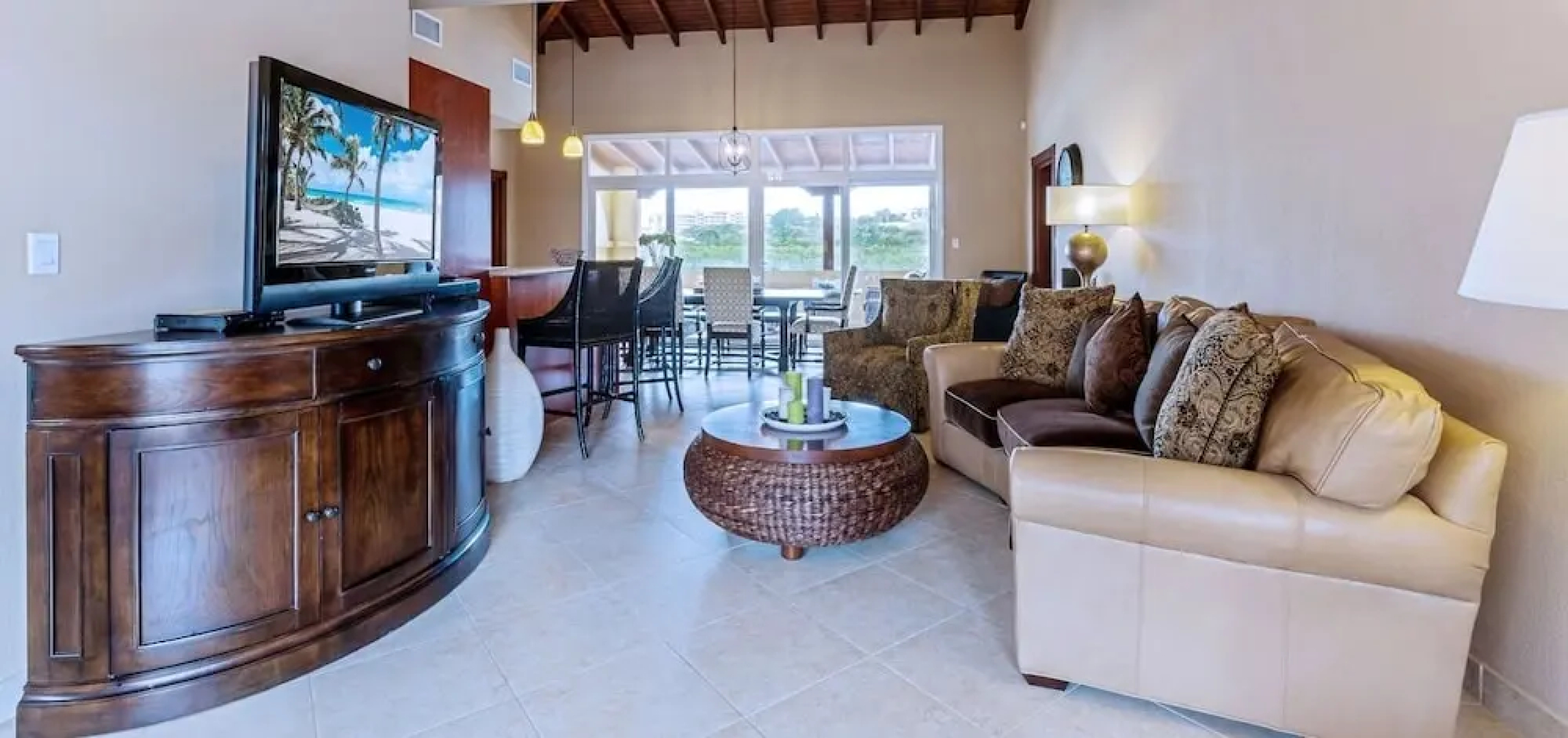 Condo Marina 360