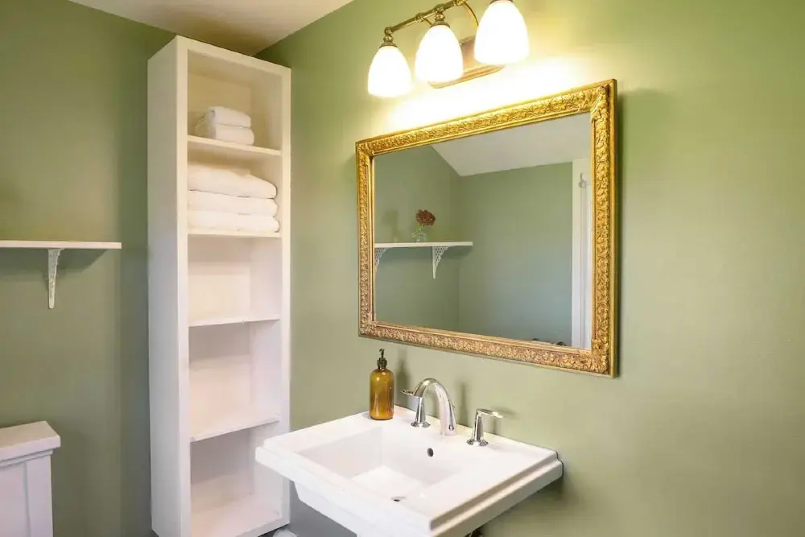 Whitney by Avantstay Private Berkshires Estate